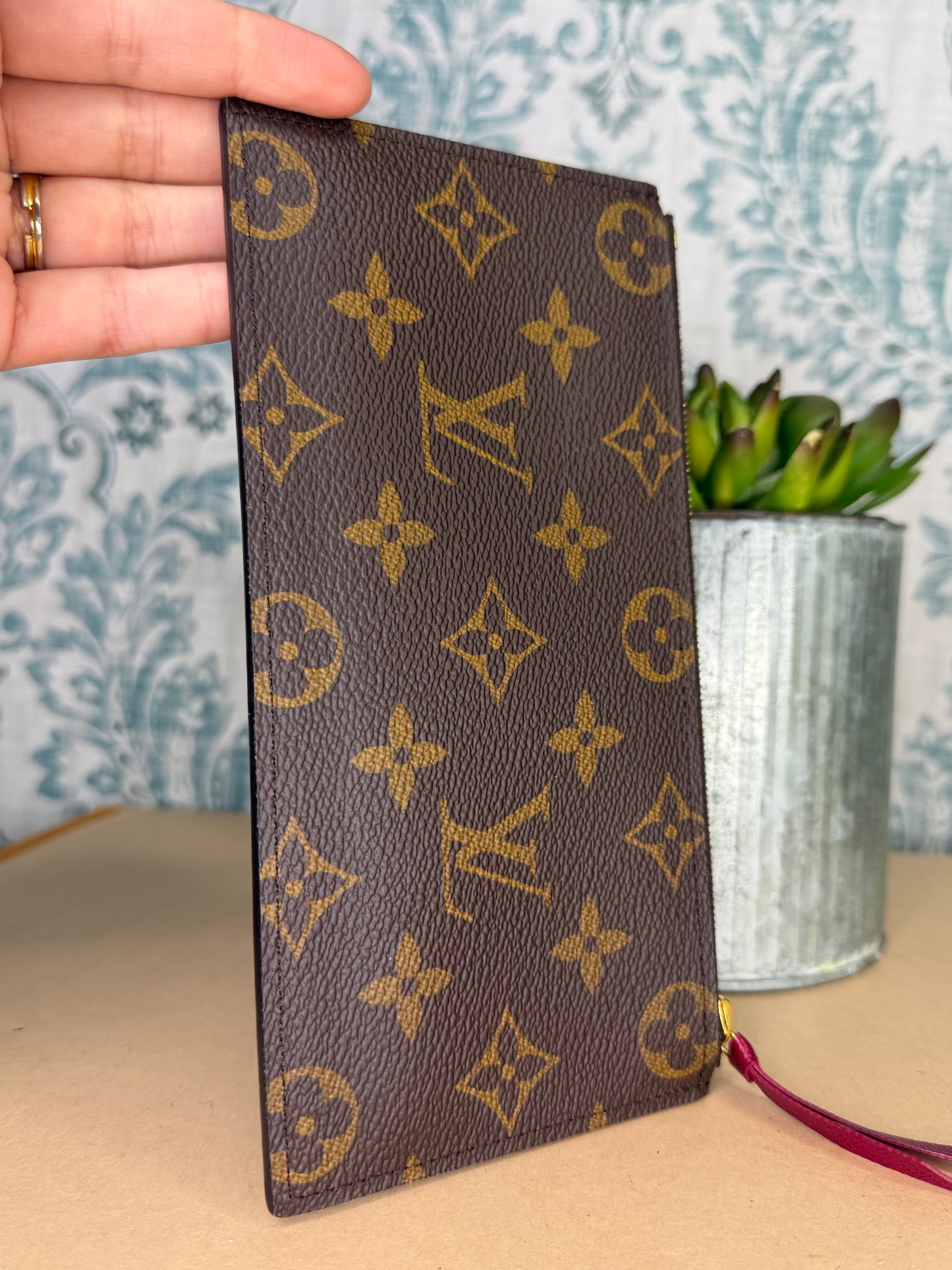 Louis Vuitton Felicie Zip Insert Fuschia