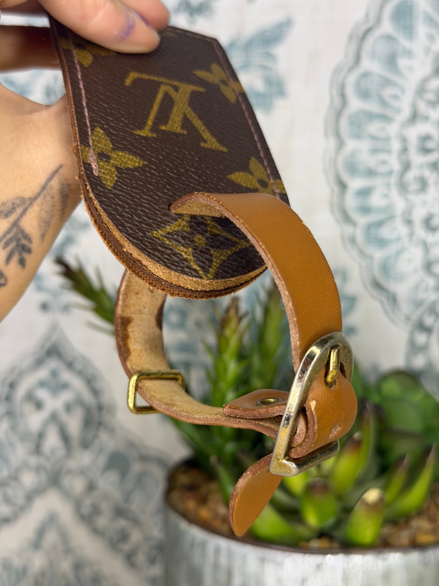 Louis Vuitton French Company Luggage Tag