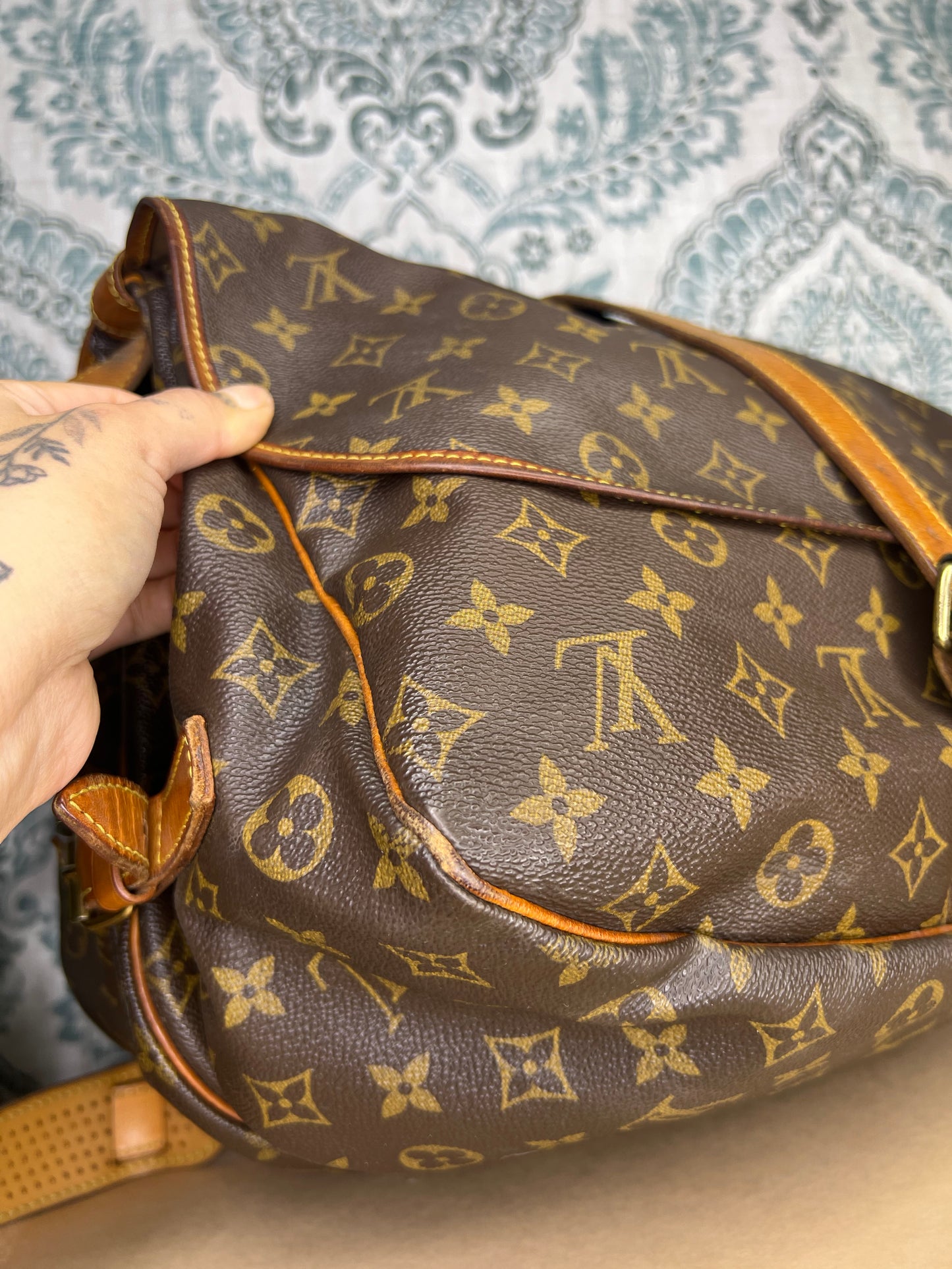 Louis Vuitton Saumur 35