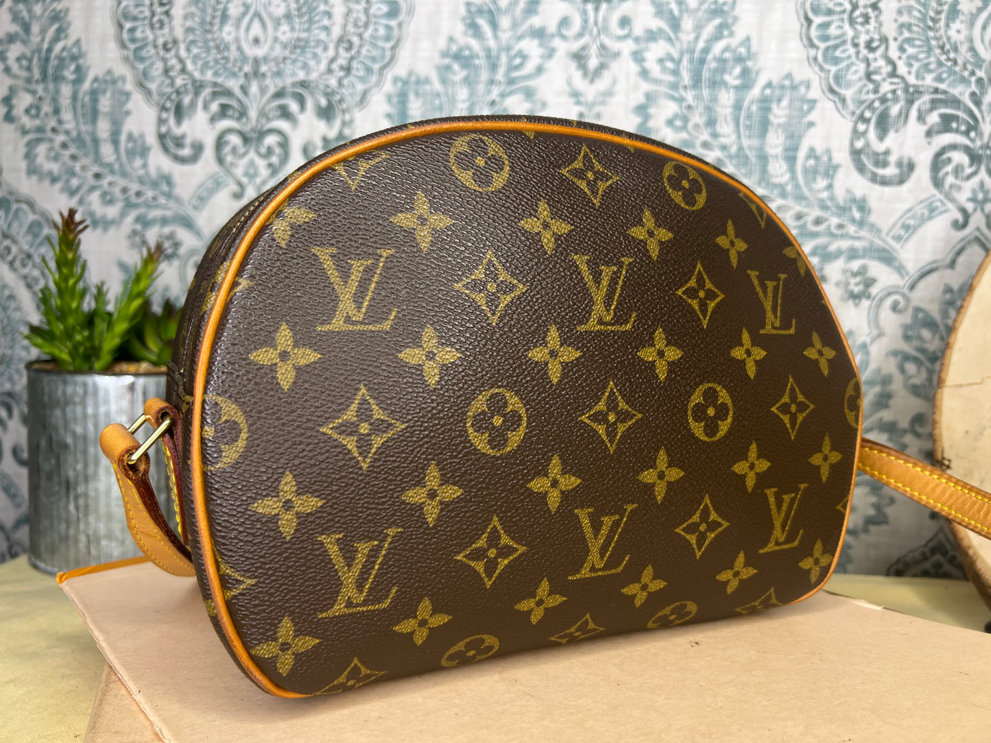 Louis Vuitton Blois