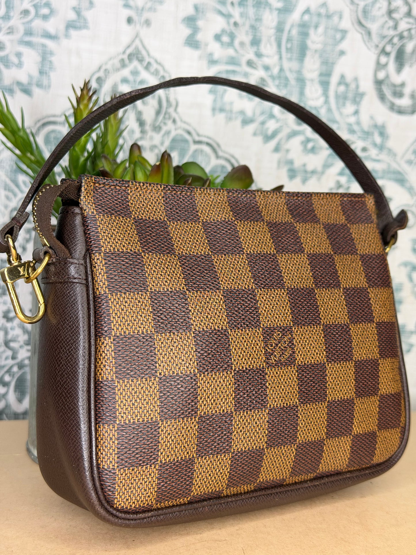 Louis Vuitton Damier Ebene Trousse Pochette