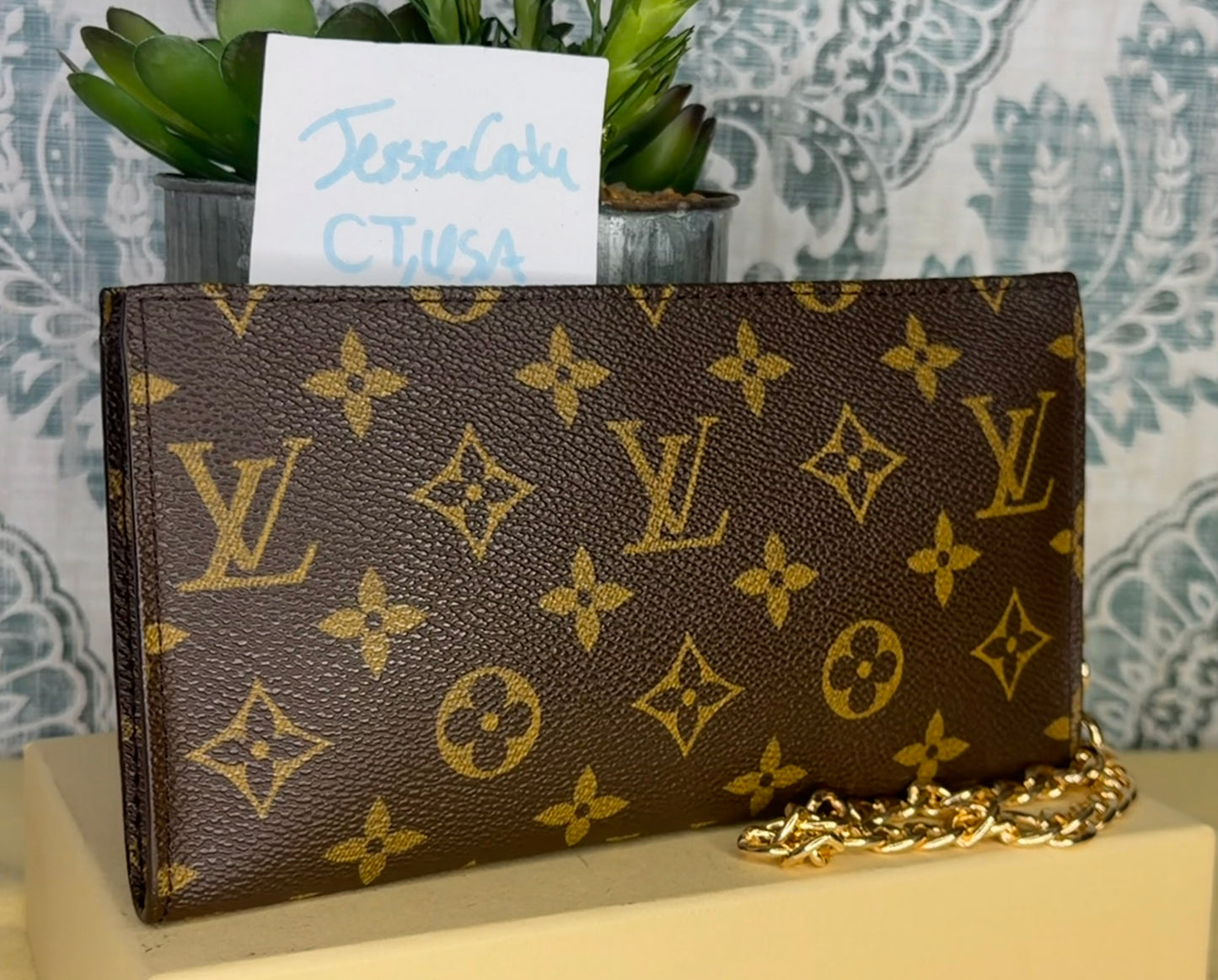 Louis Vuitton Bucket GM Pochette
