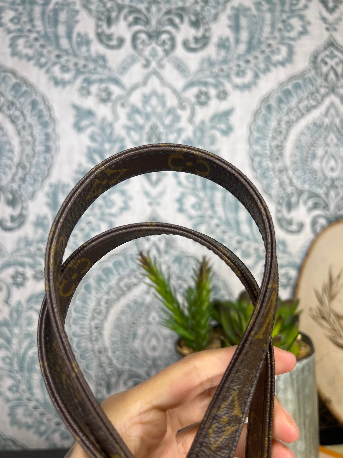 Louis Vuitton Vintage Strap (repair needed)