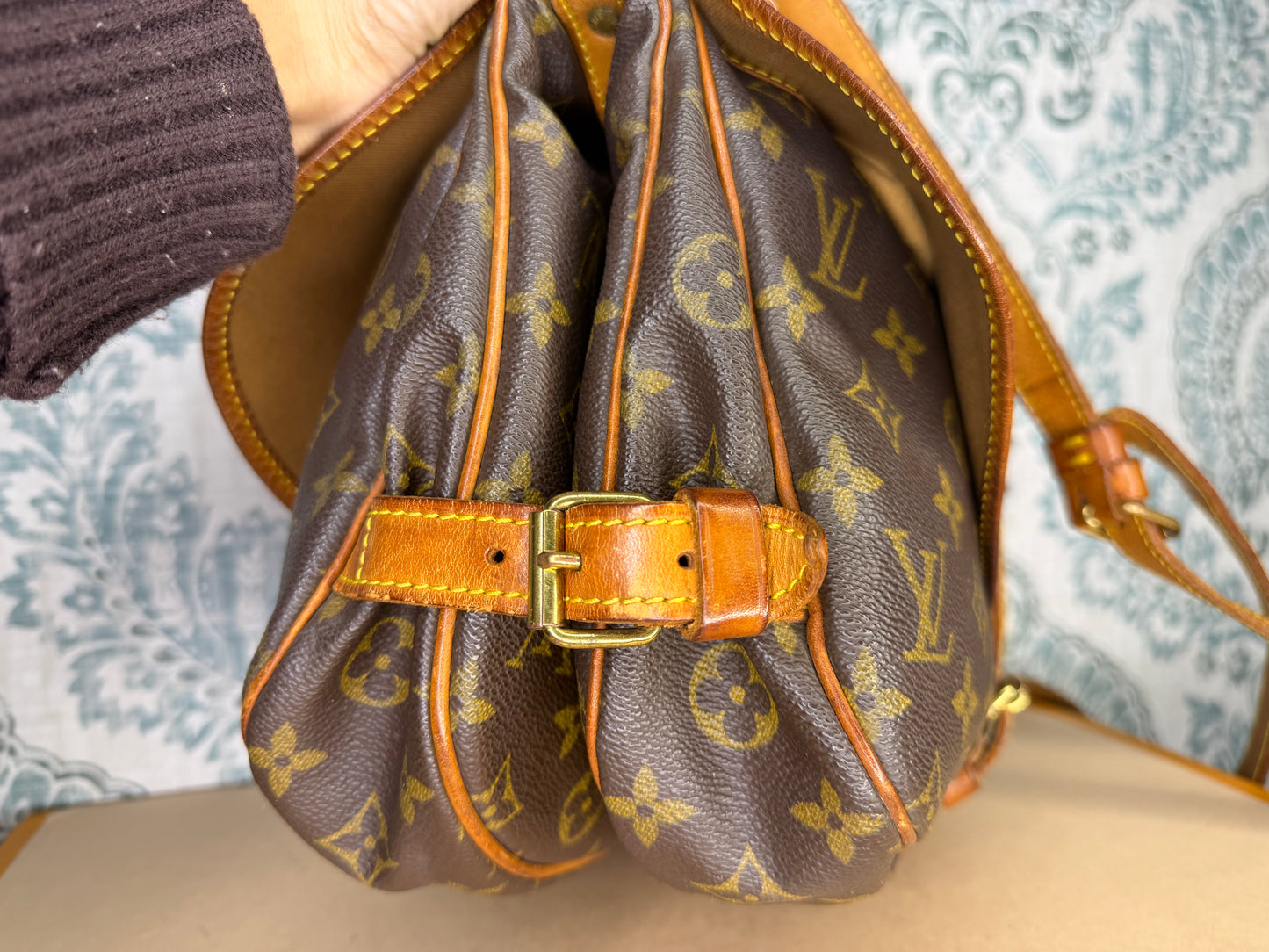 Louis Vuitton Saumur 30