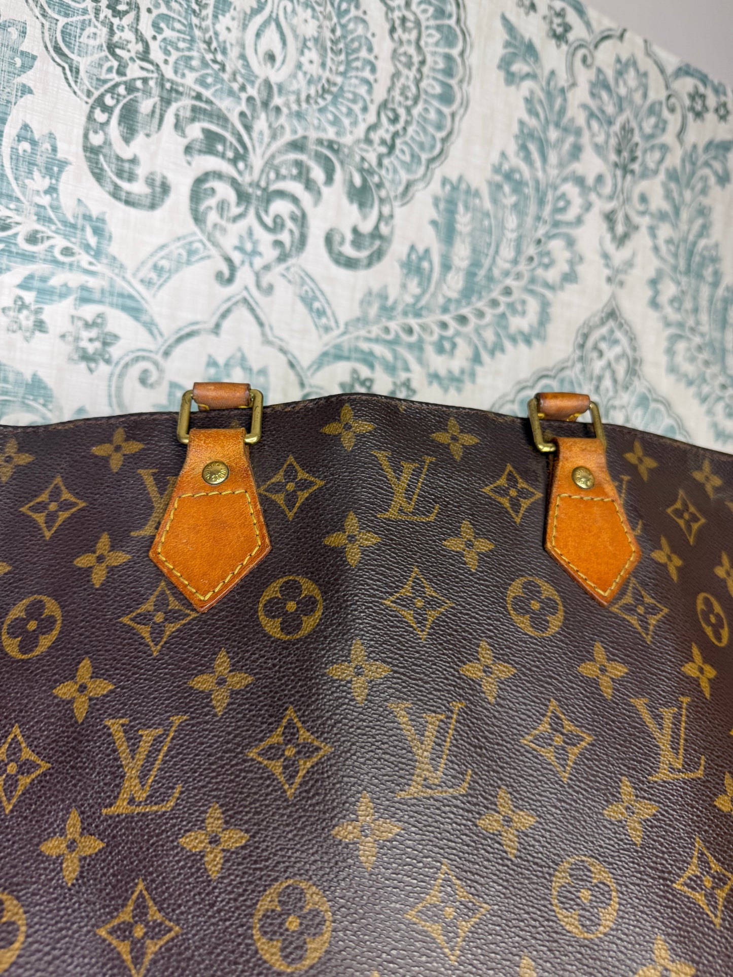 Louis Vuitton Sac Plat