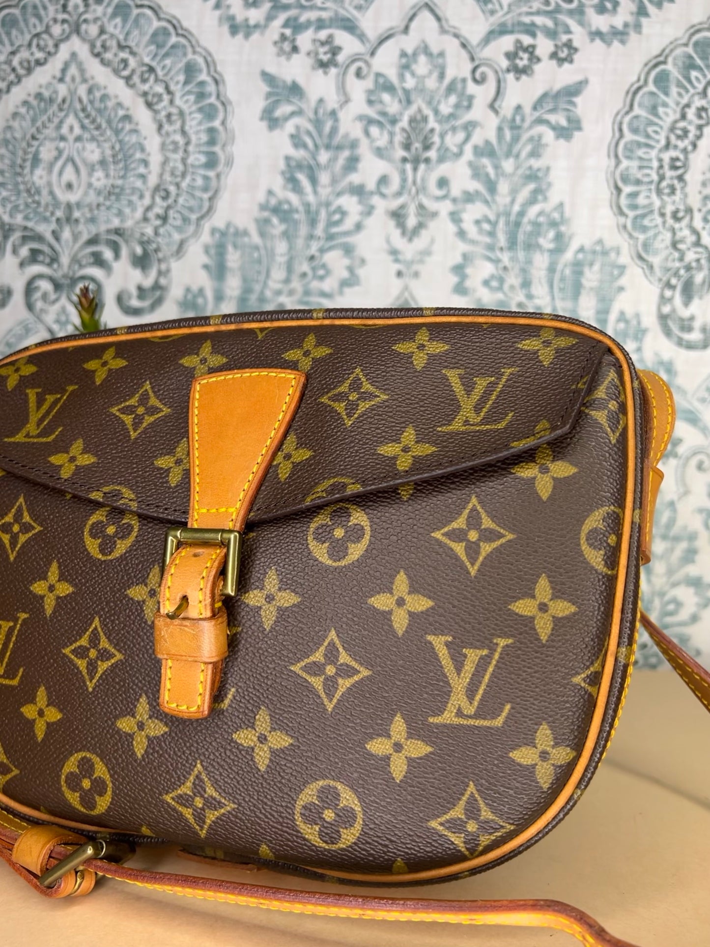 Louis Vuitton Jeune Fille MM