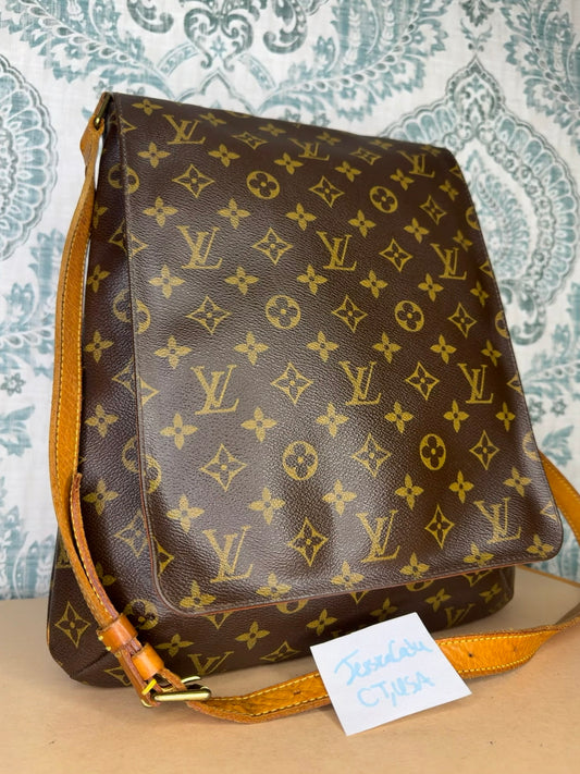 Louis Vuitton Musette Salsa GM
