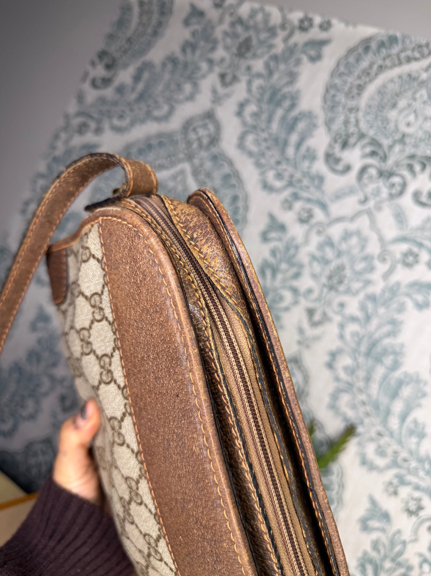 Gucci Supreme Vintage Purse