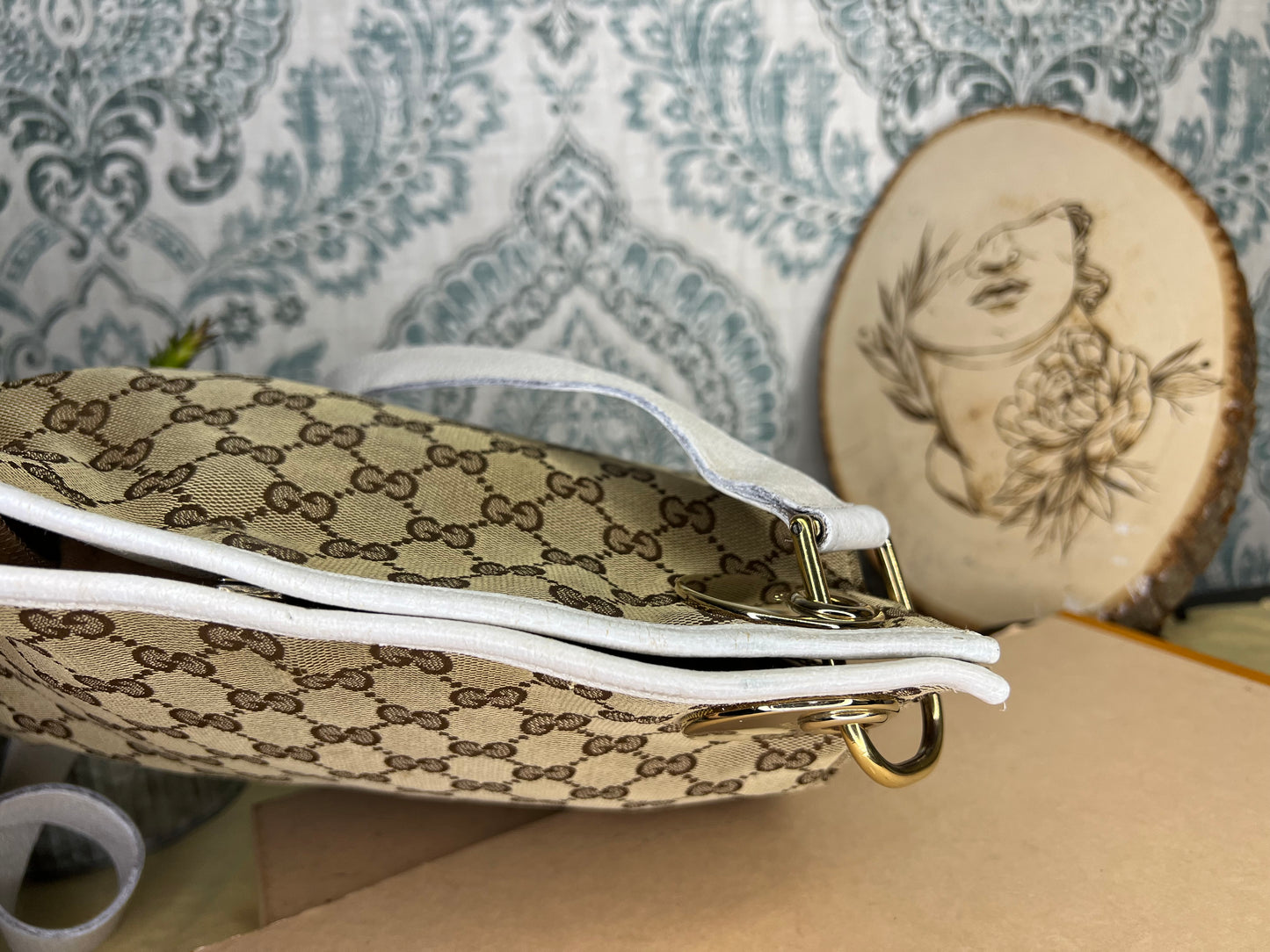 Gucci Eclipse Crossbody