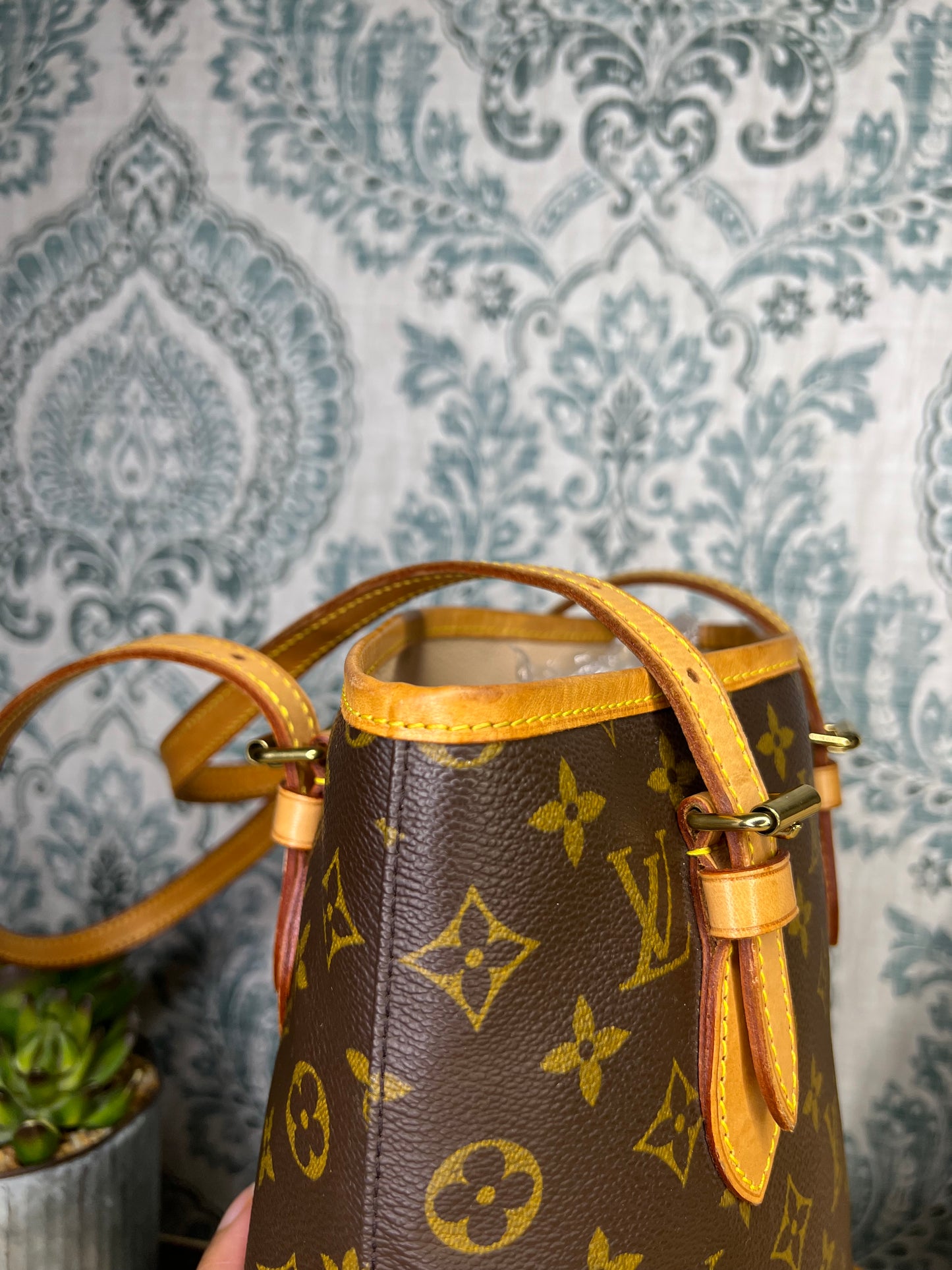 Louis Vuitton Bucket PM