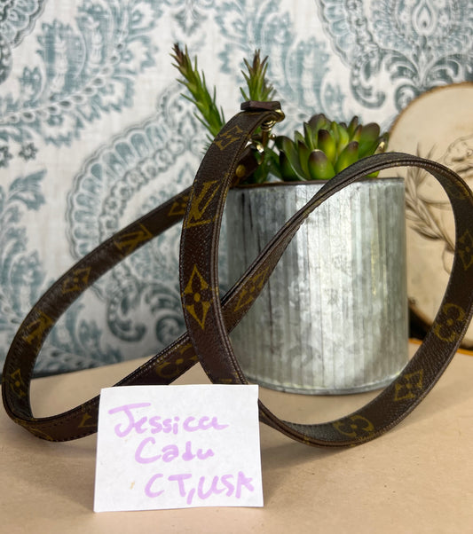 Louis Vuitton Vintage Strap (repair needed)