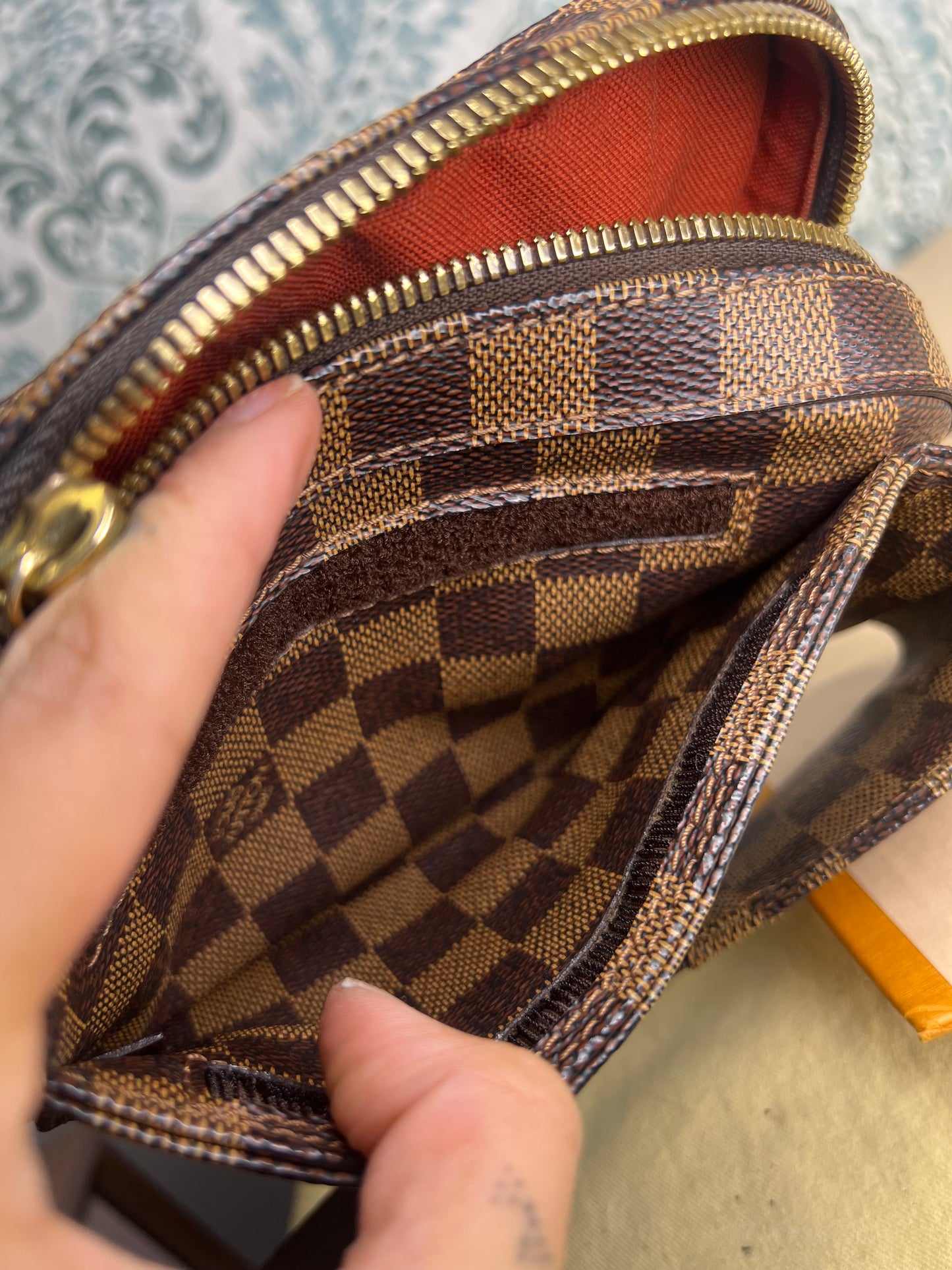 Louis Vuitton Geronimo Sling Bag