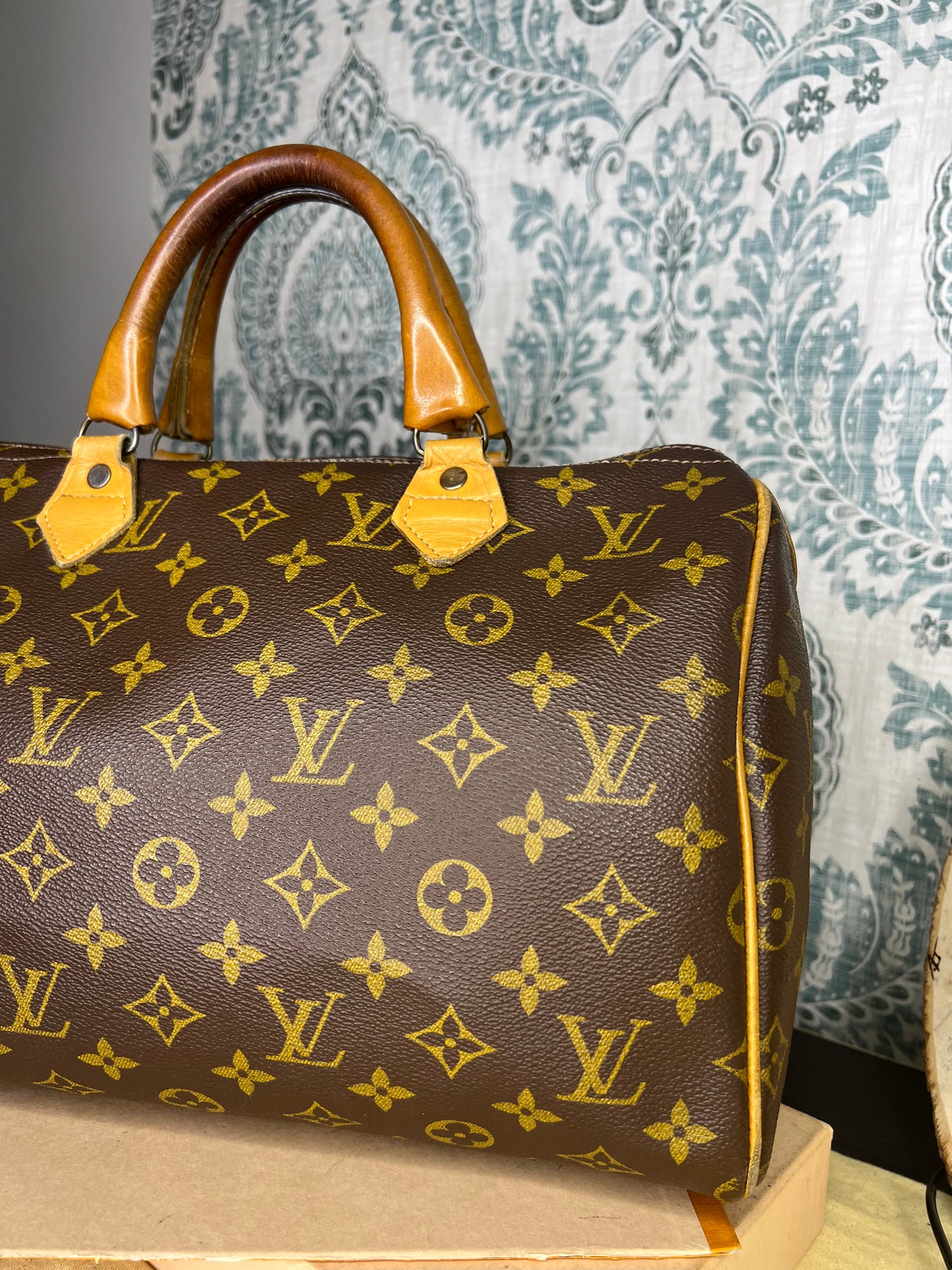 Louis Vuitton French Company Speedy 30