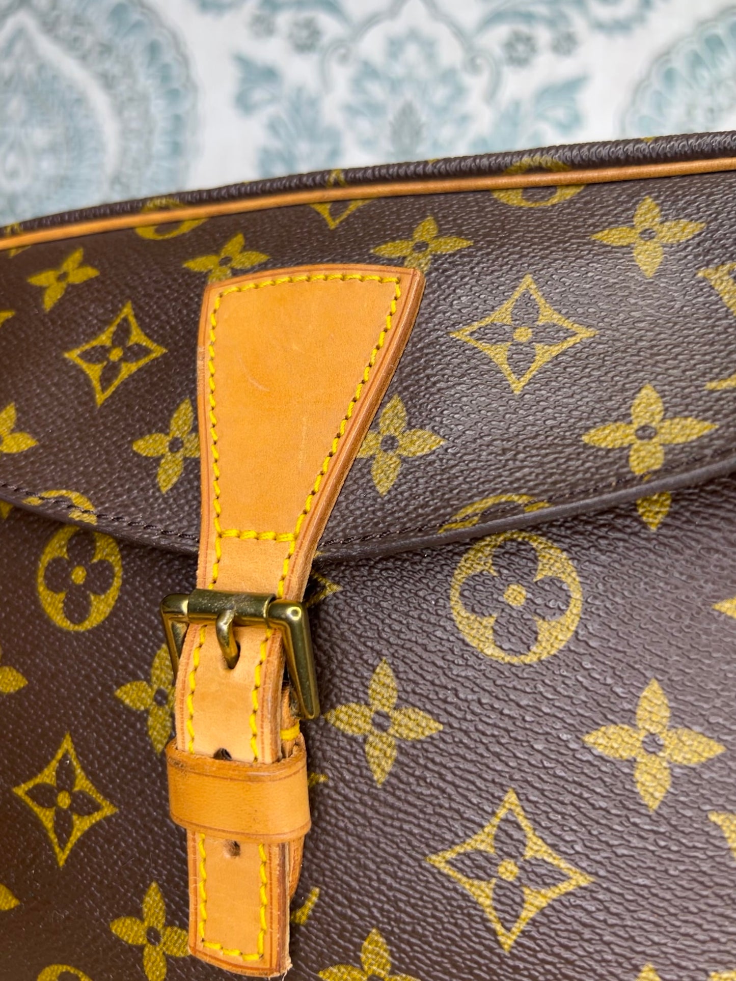 Louis Vuitton Jeune Fille MM
