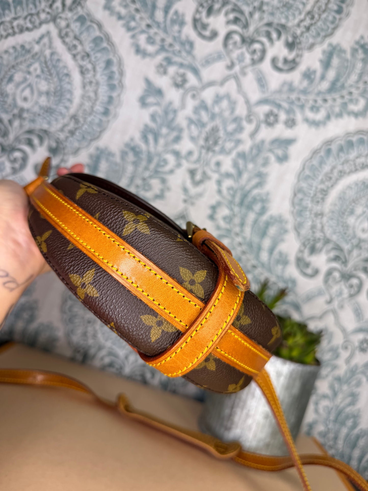 Louis Vuitton Chantilly PM