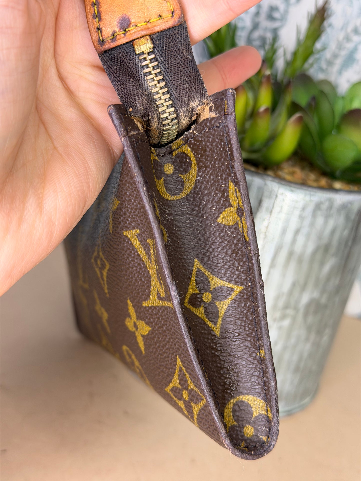 Louis Vuitton Monogram Bucket GM Pochette #1