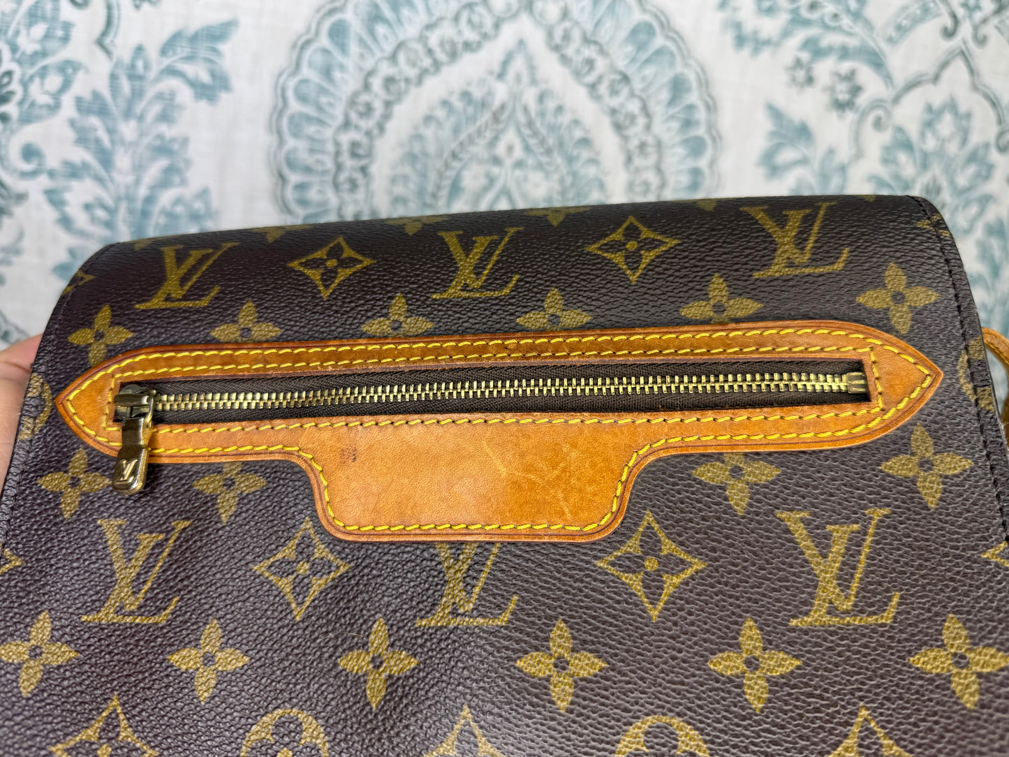 Louis Vuitton Saint Germain 24