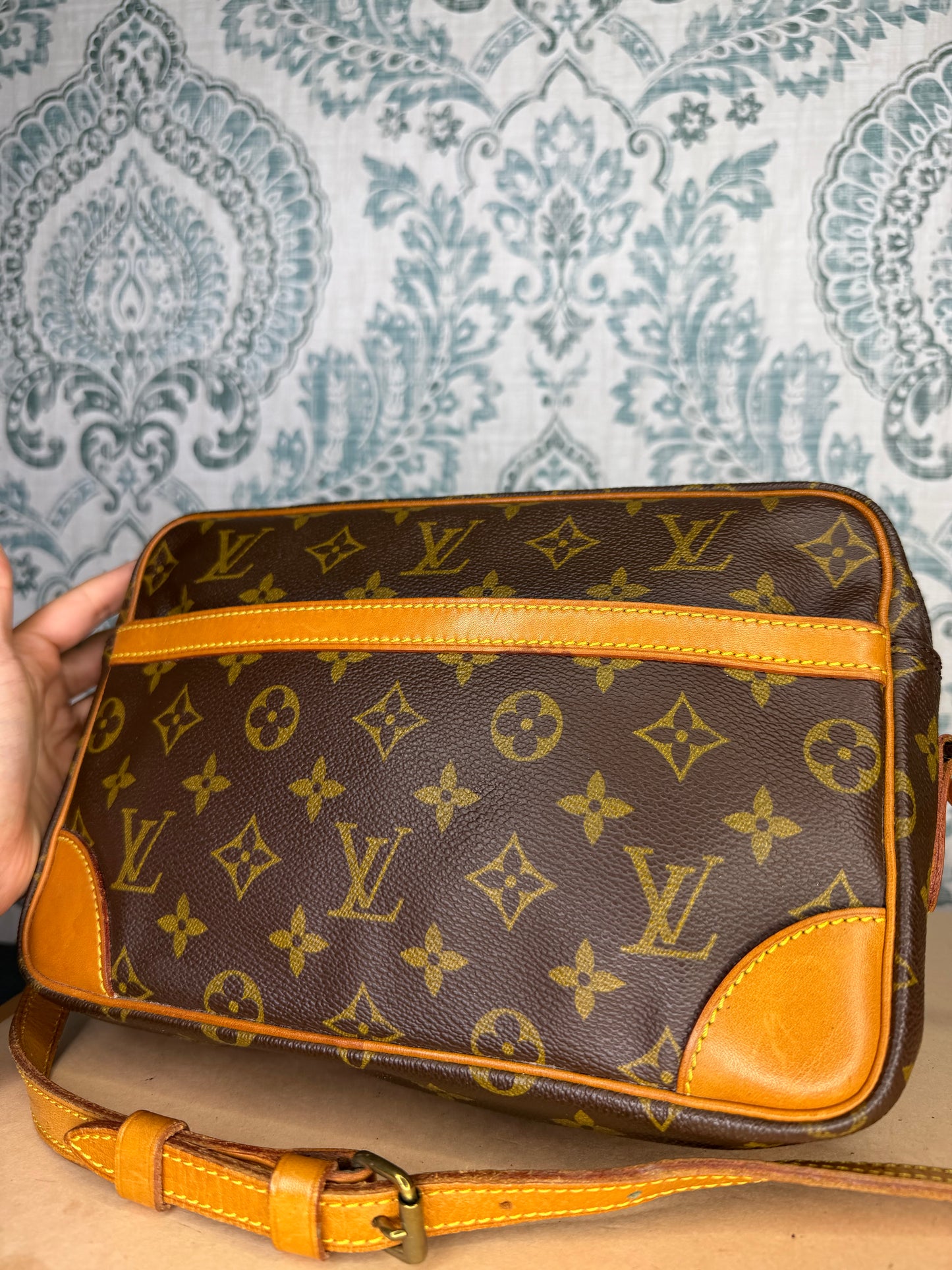 Louis Vuitton Trocadero 27