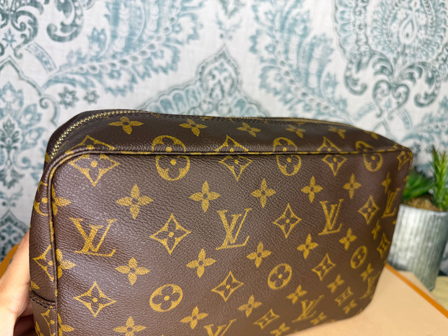 Louis Vuitton Trousse 28