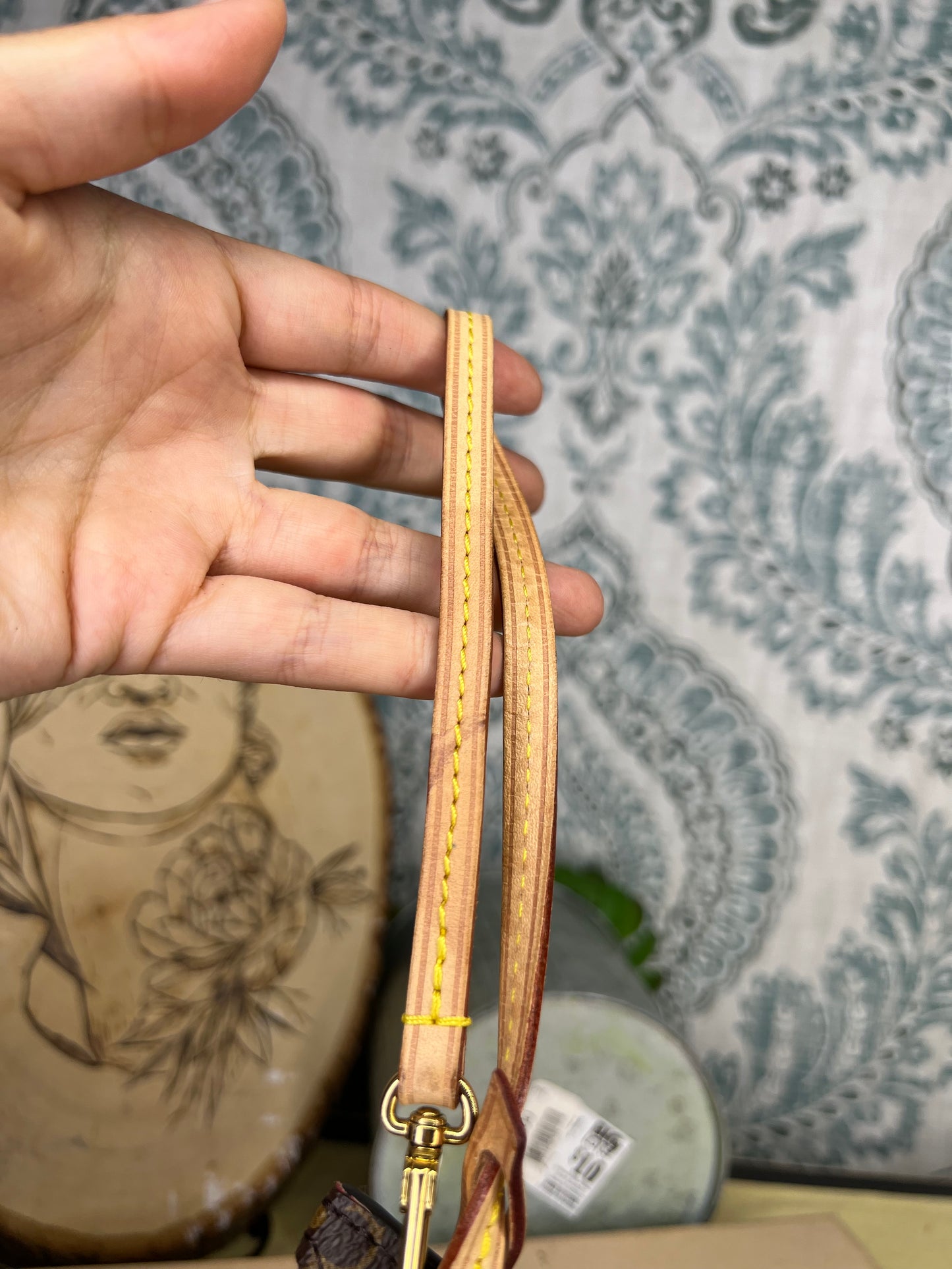 Neverfull Pouch Cherry Red