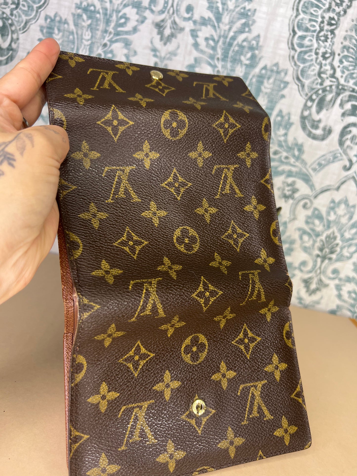 Louis Vuitton Monogram Passport Trifold Wallet #5
