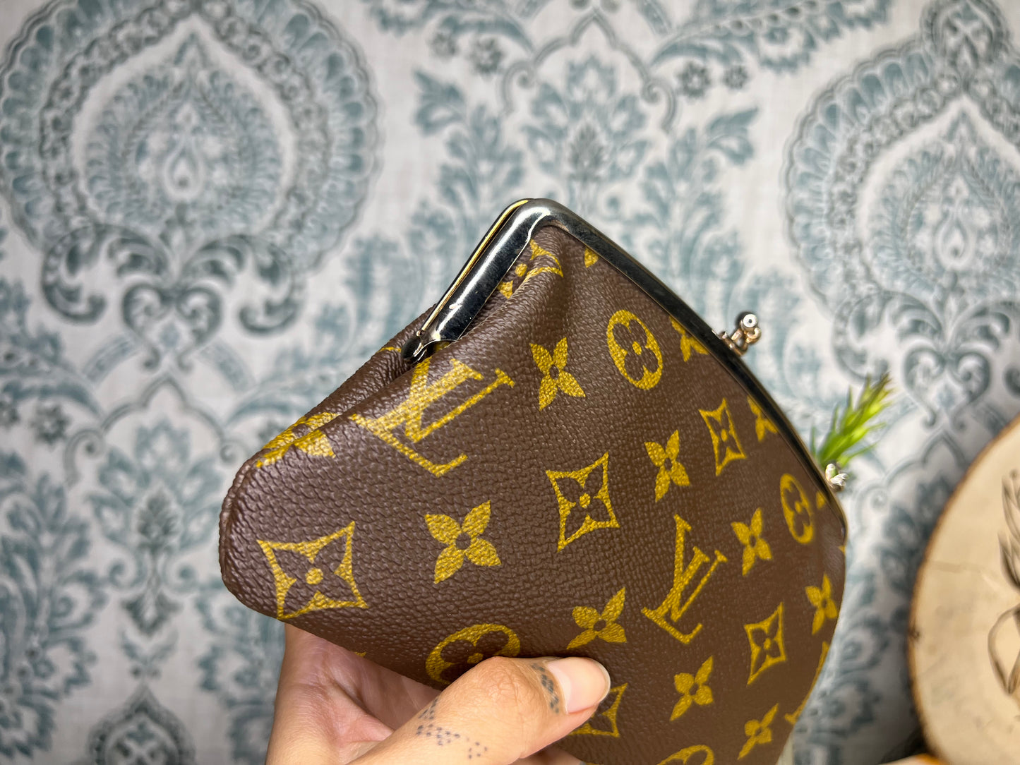 Louis Vuitton French Company Kisslock Pouch