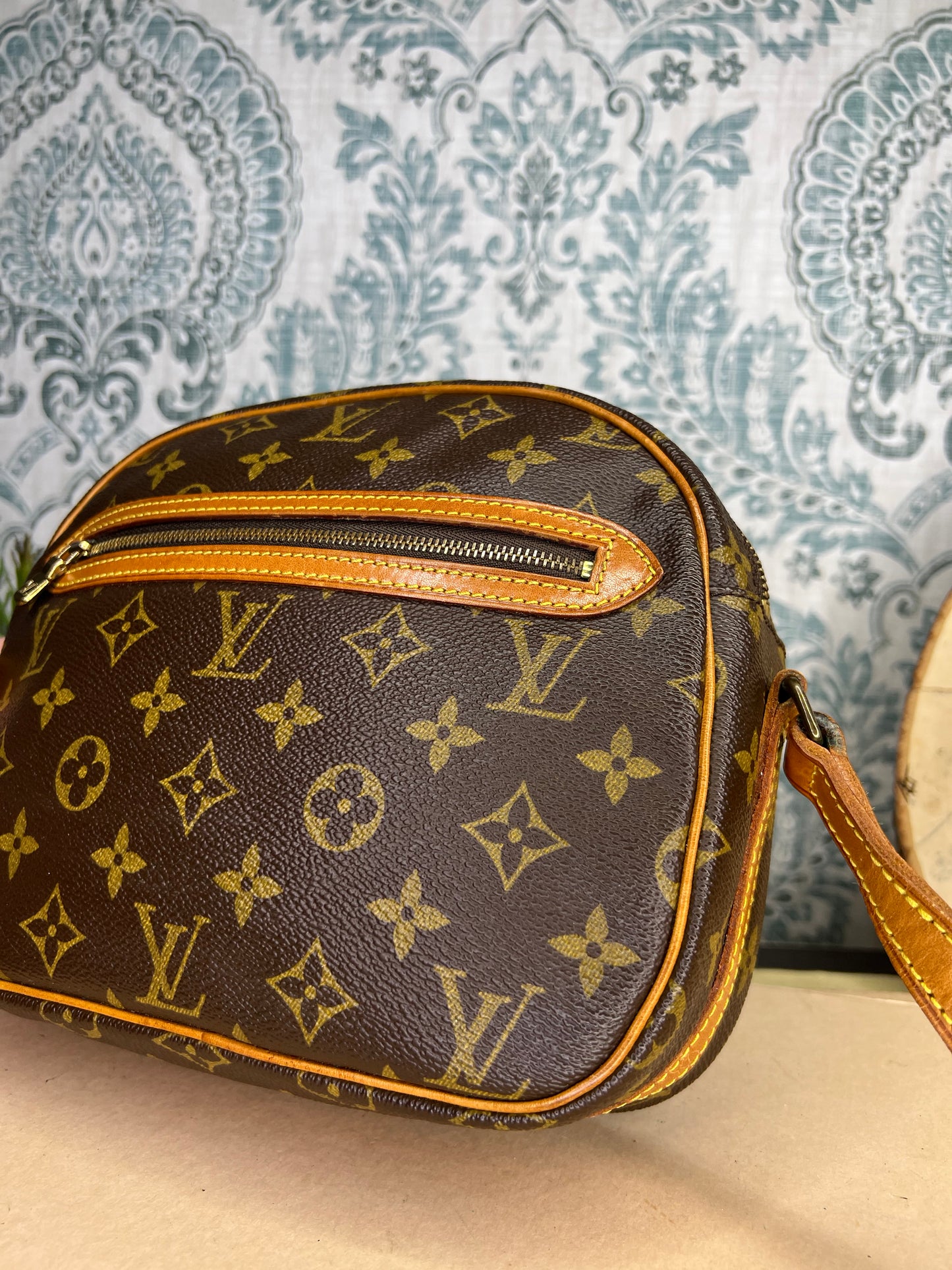 Louis Vuitton Senlis