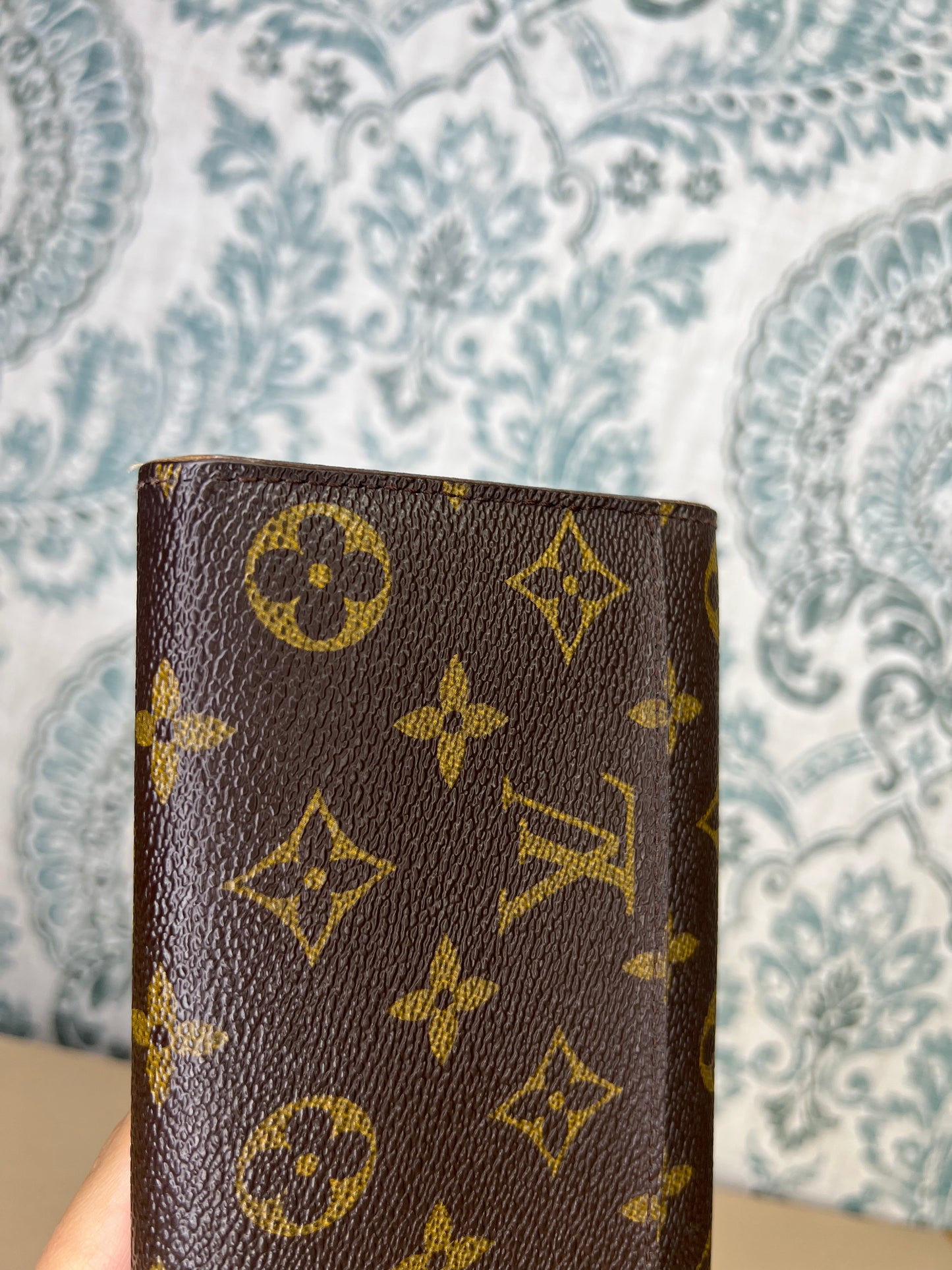 Louis Vuitton Monogram Sarah Wallet NM
