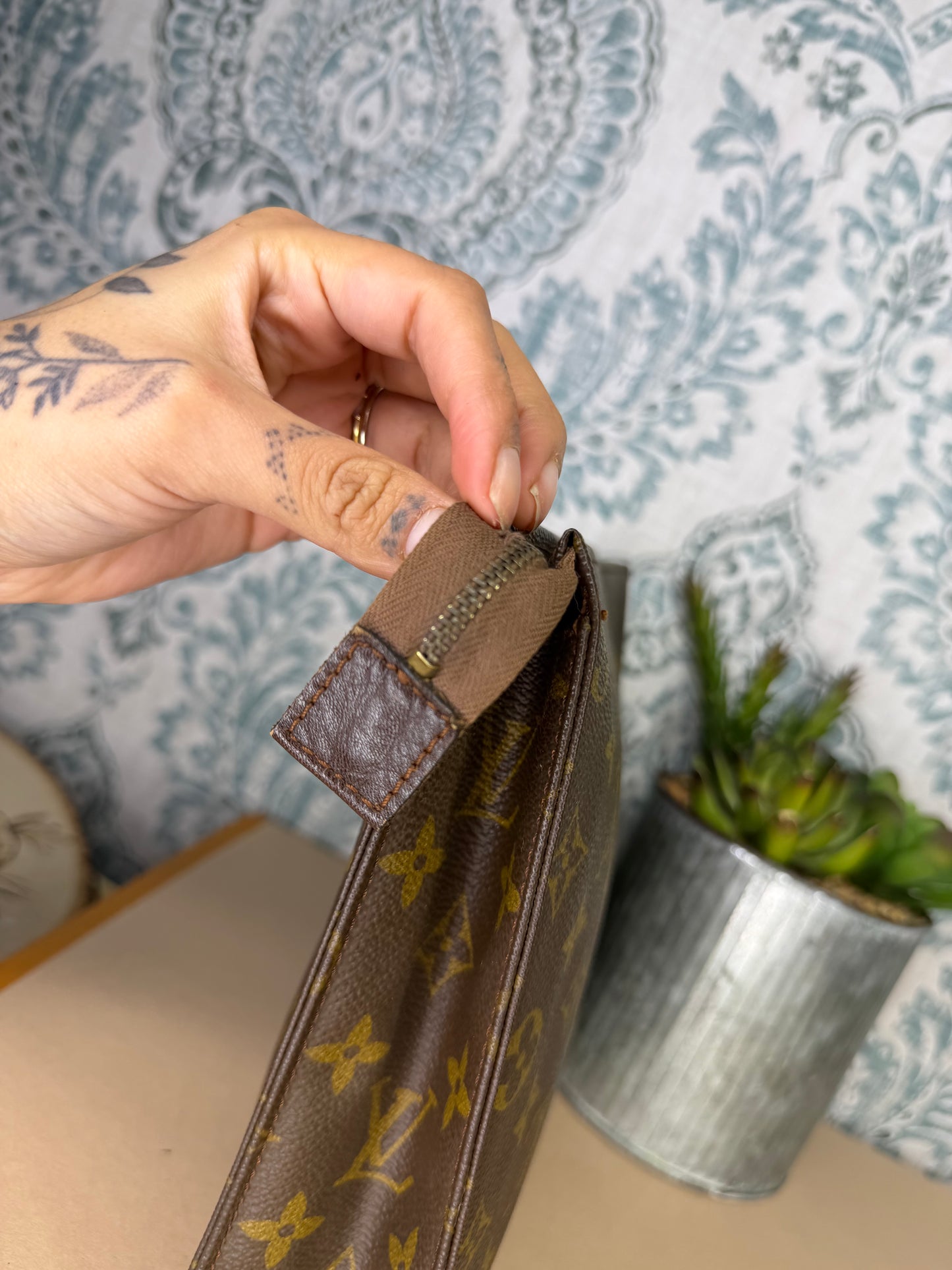 Louis Vuitton Toiletry 26 #2 (needs new zipper)