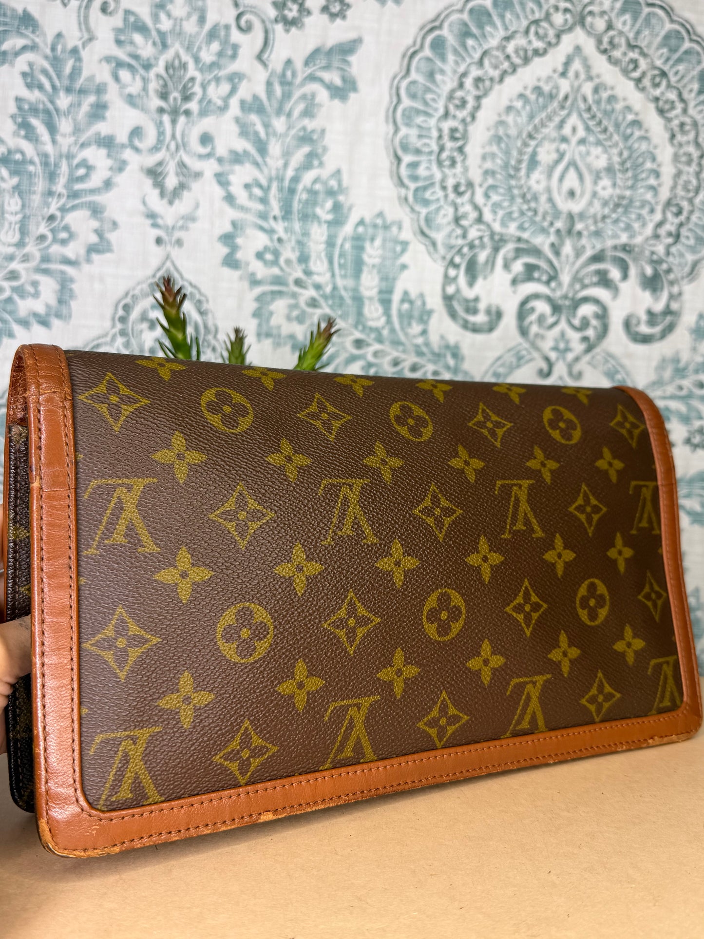Louis Vuitton Pochette Dame GM