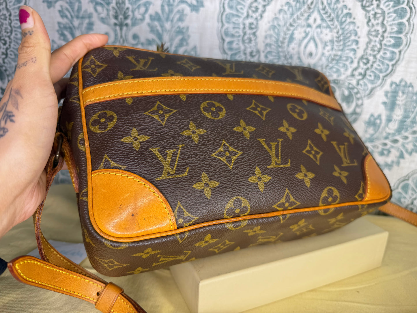 Louis Vuitton Trocadero 27