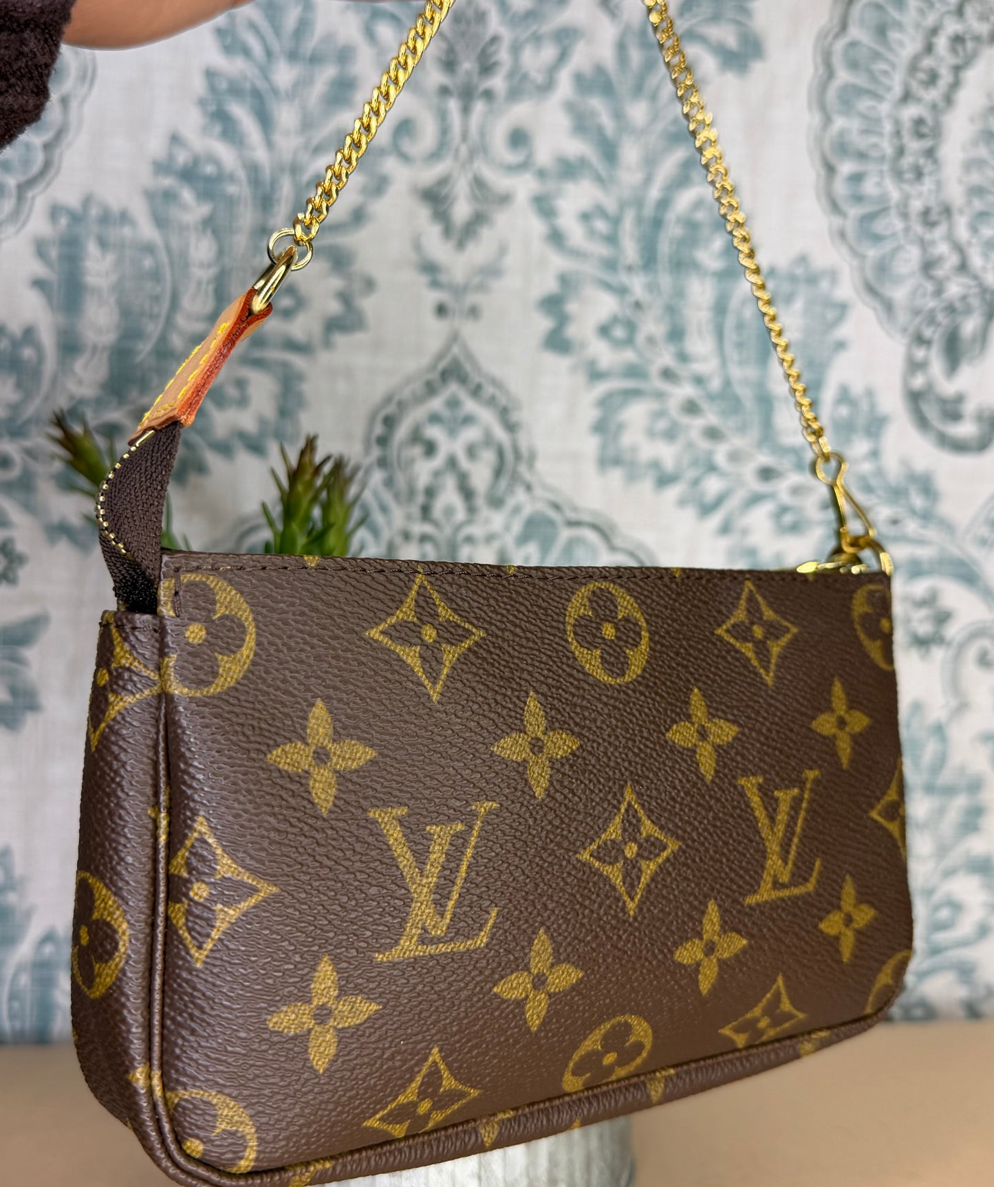 Louis Vuitton Monogram Bucket Pochette #4