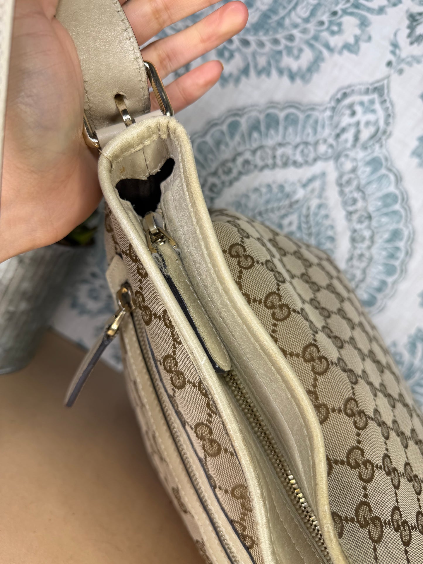 Gucci Canvas GG Beige Crossbody