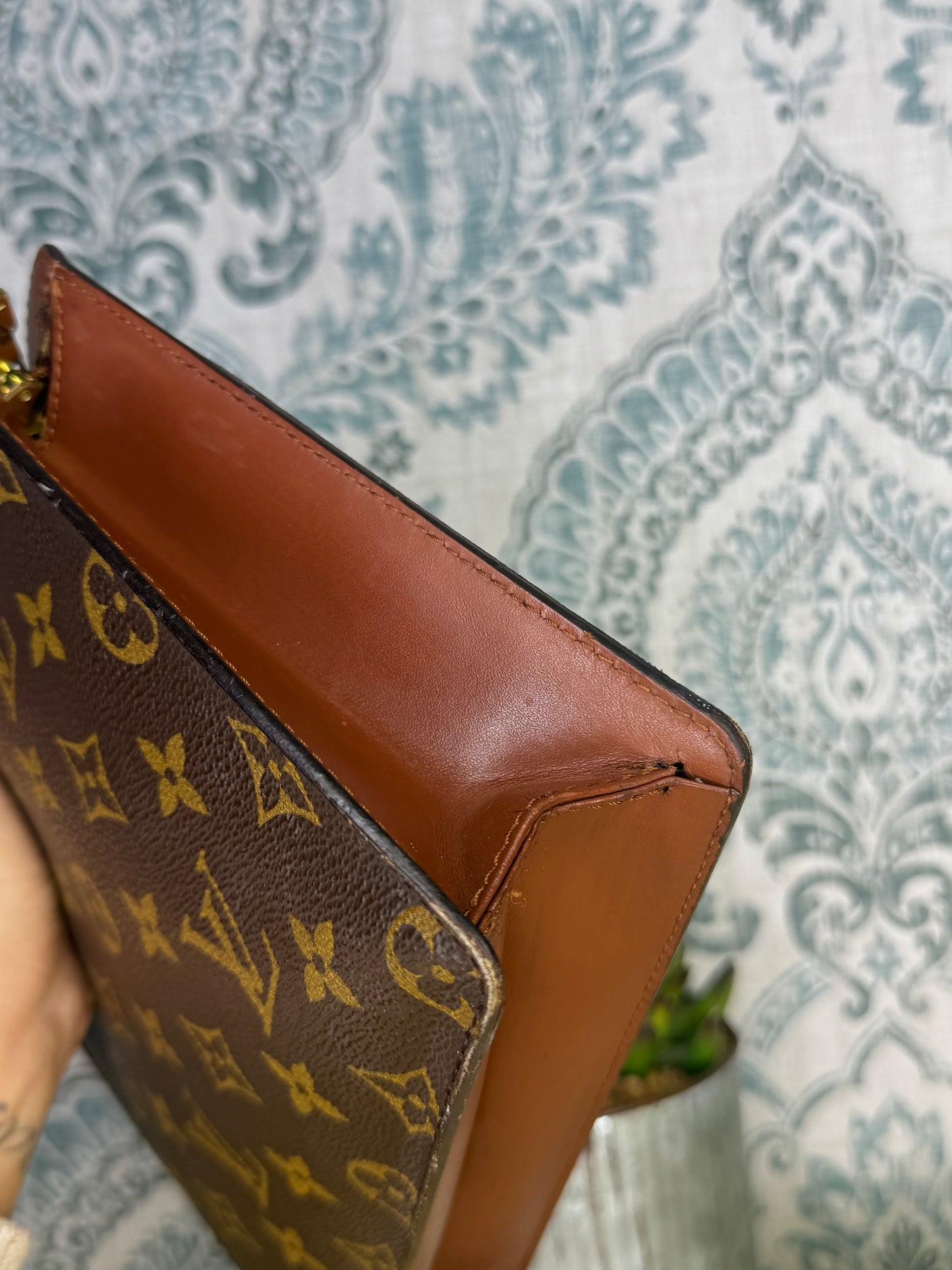 Louis Vuitton Pochette Homme Clutch