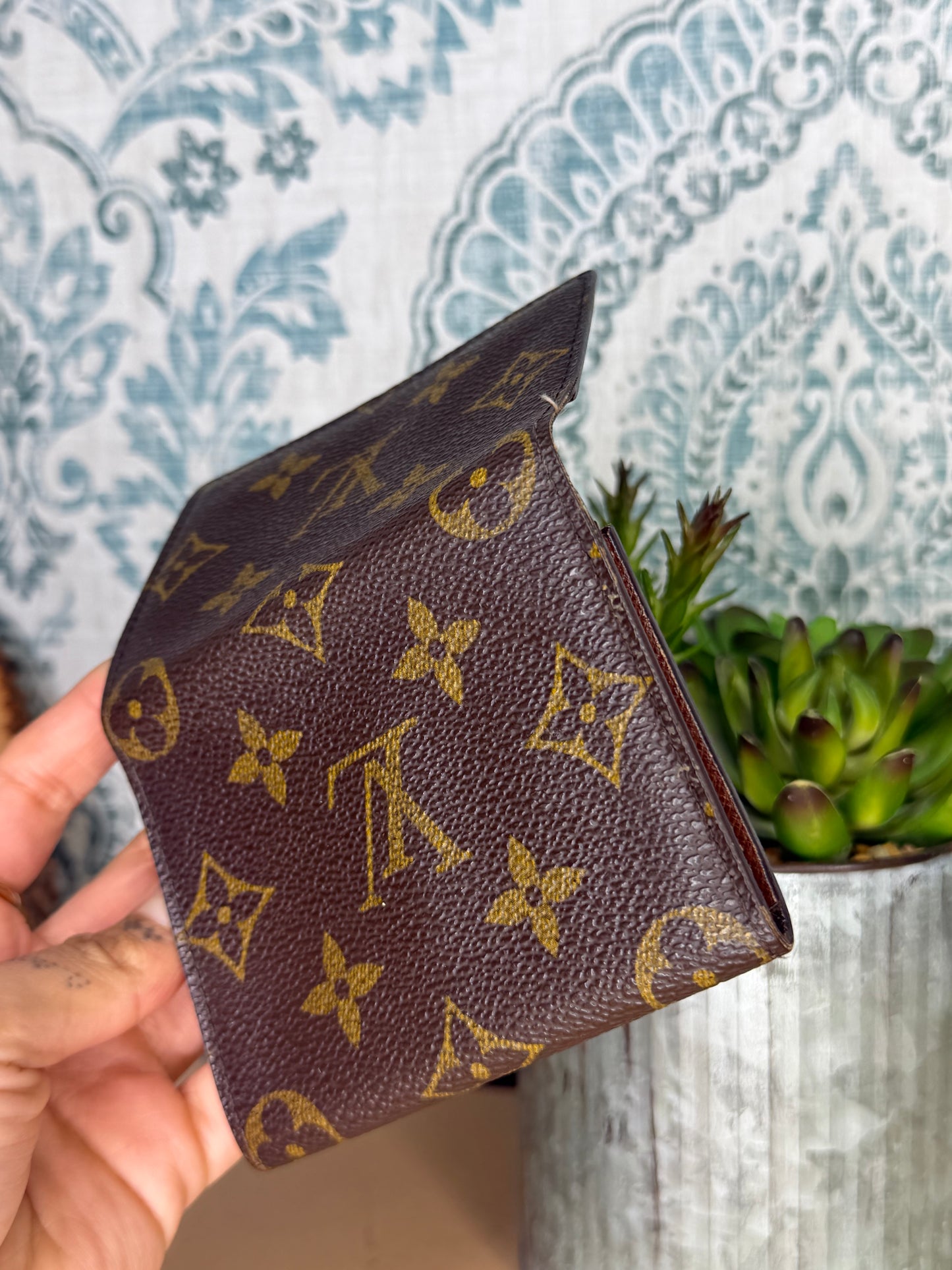 Louis Vuitton Monogram Card Holder