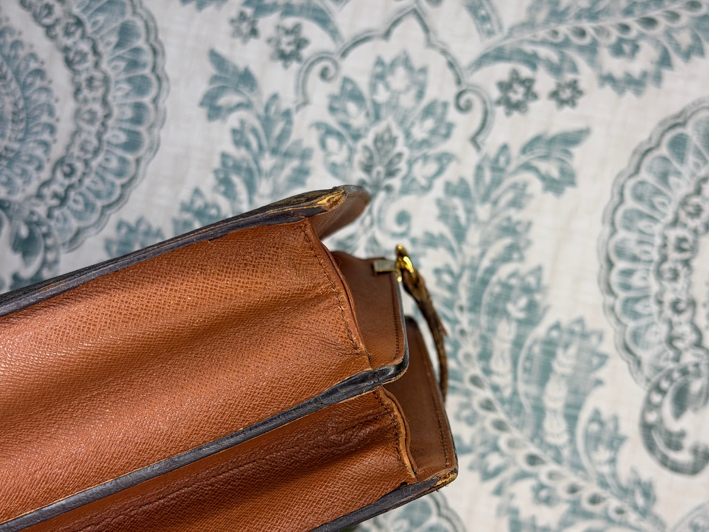 Louis Vuitton Courcelles