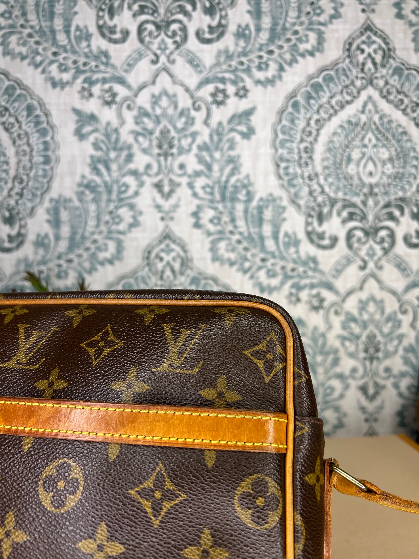 Louis Vuitton Trocadero 27