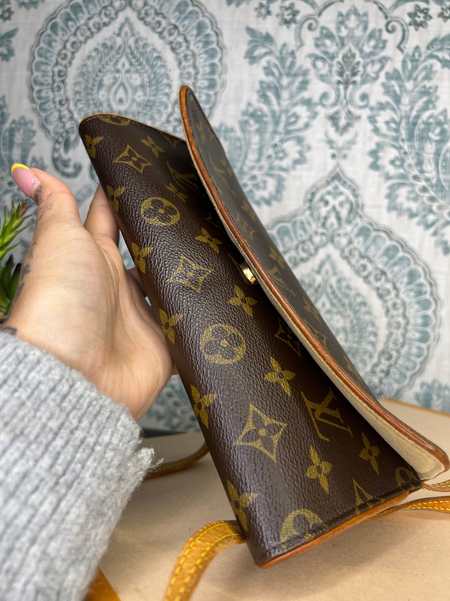 Louis Vuitton Twin Pochette GM