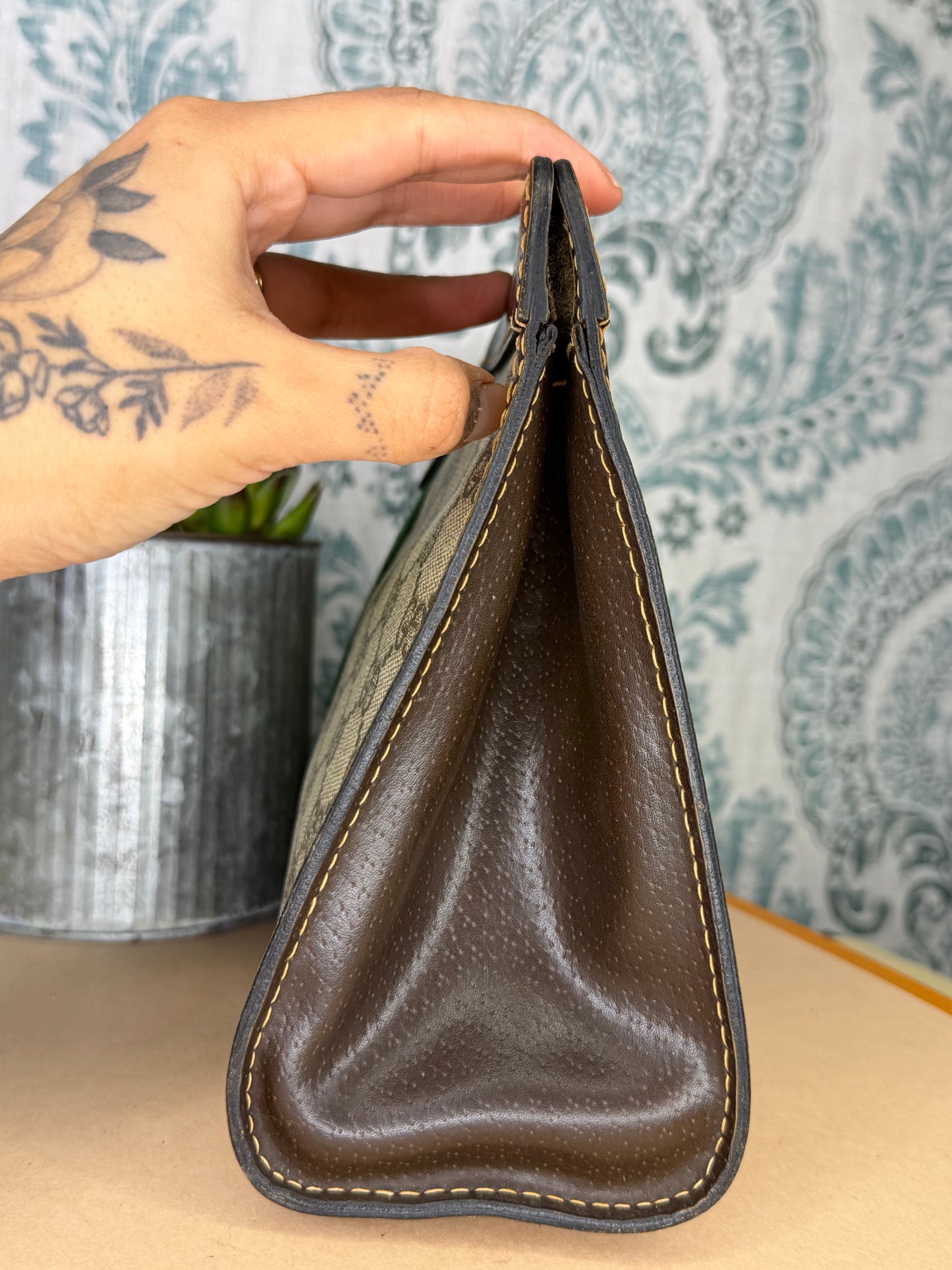 Gucci Supreme Brown Sherry Line Clutch (GG Parfums)