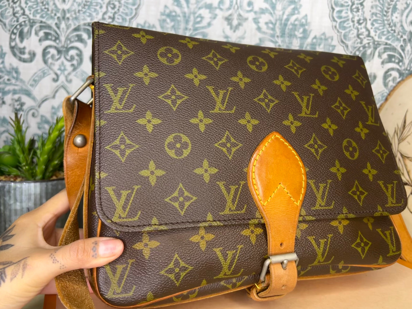 Louis Vuitton Cartouchiere GM
