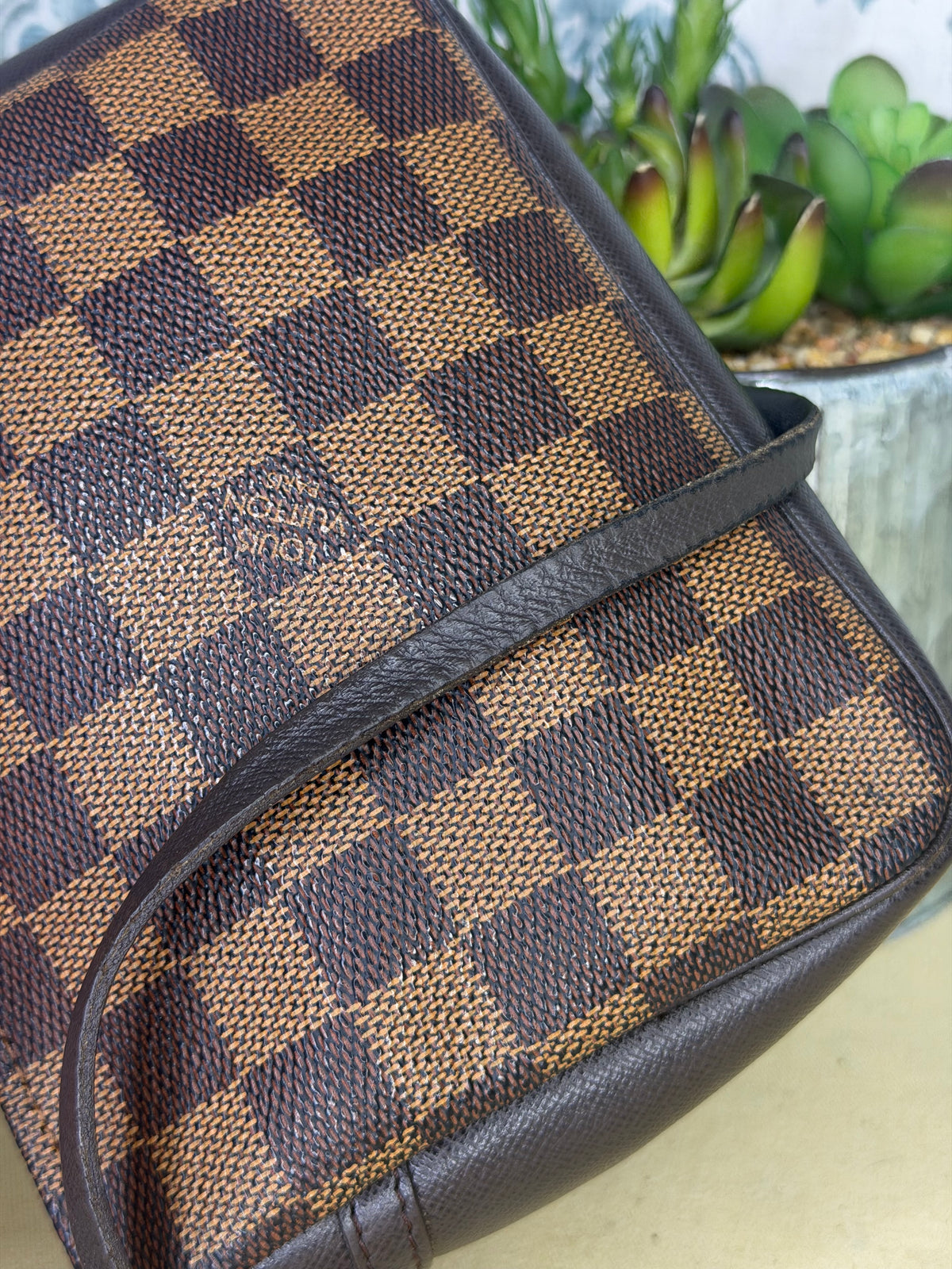 Louis Vuitton Damier Ebene Trousse Pochette