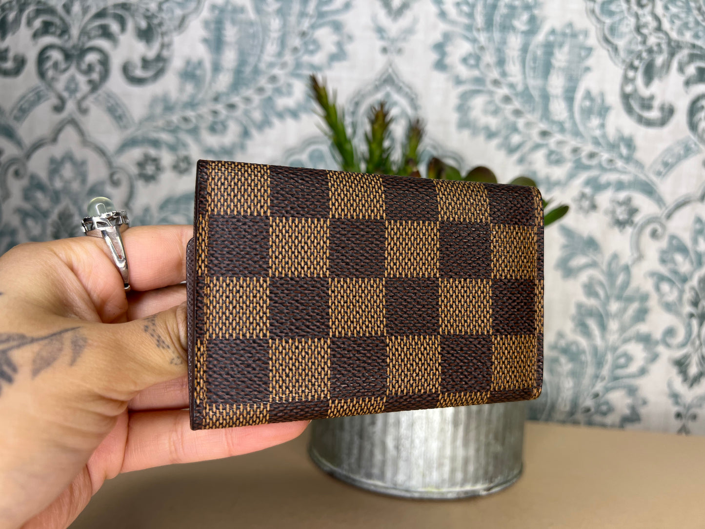 Louis Vuitton Damier Ebene 6 Key Holder