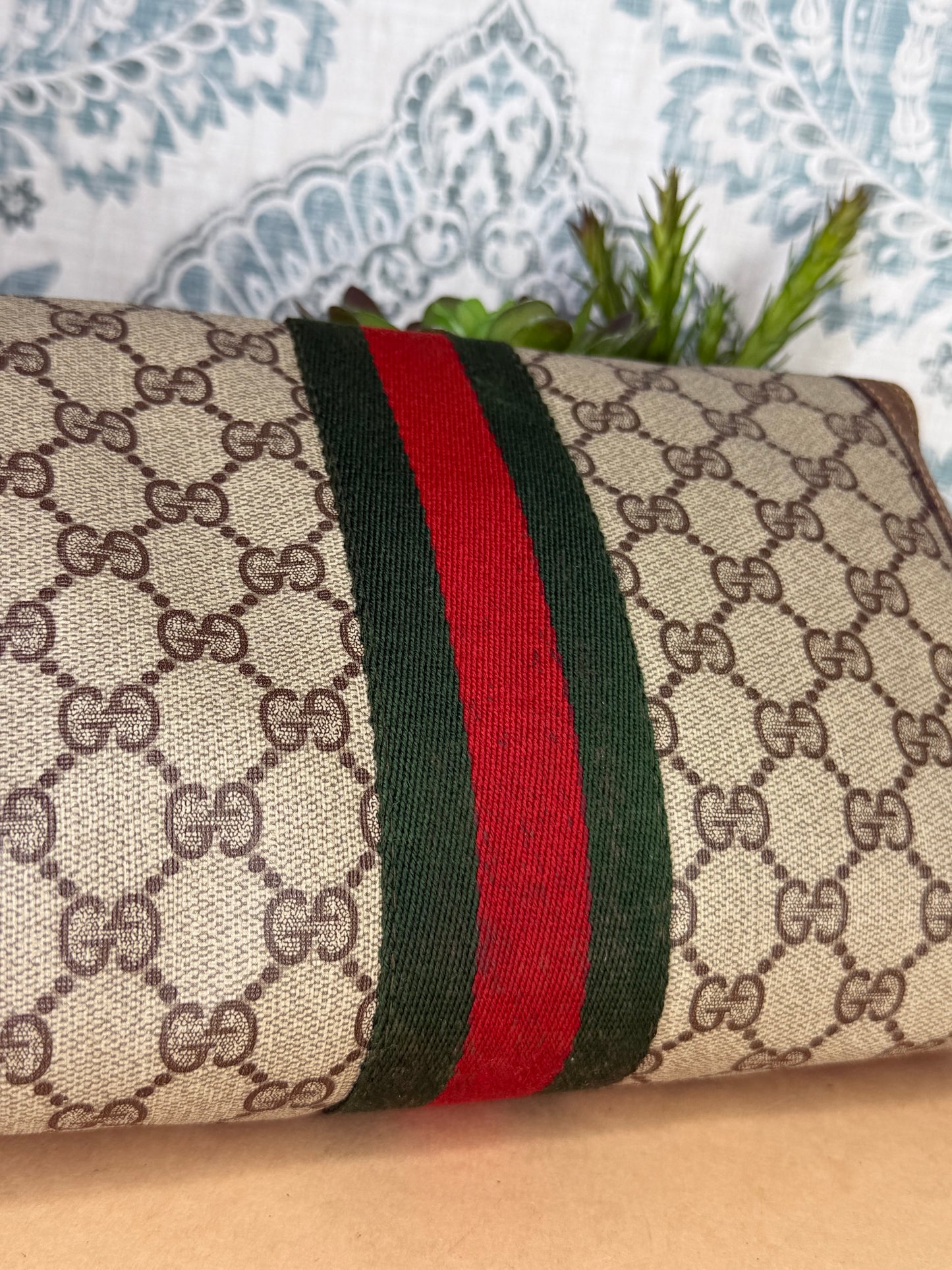 Gucci Sherry Line Clutch