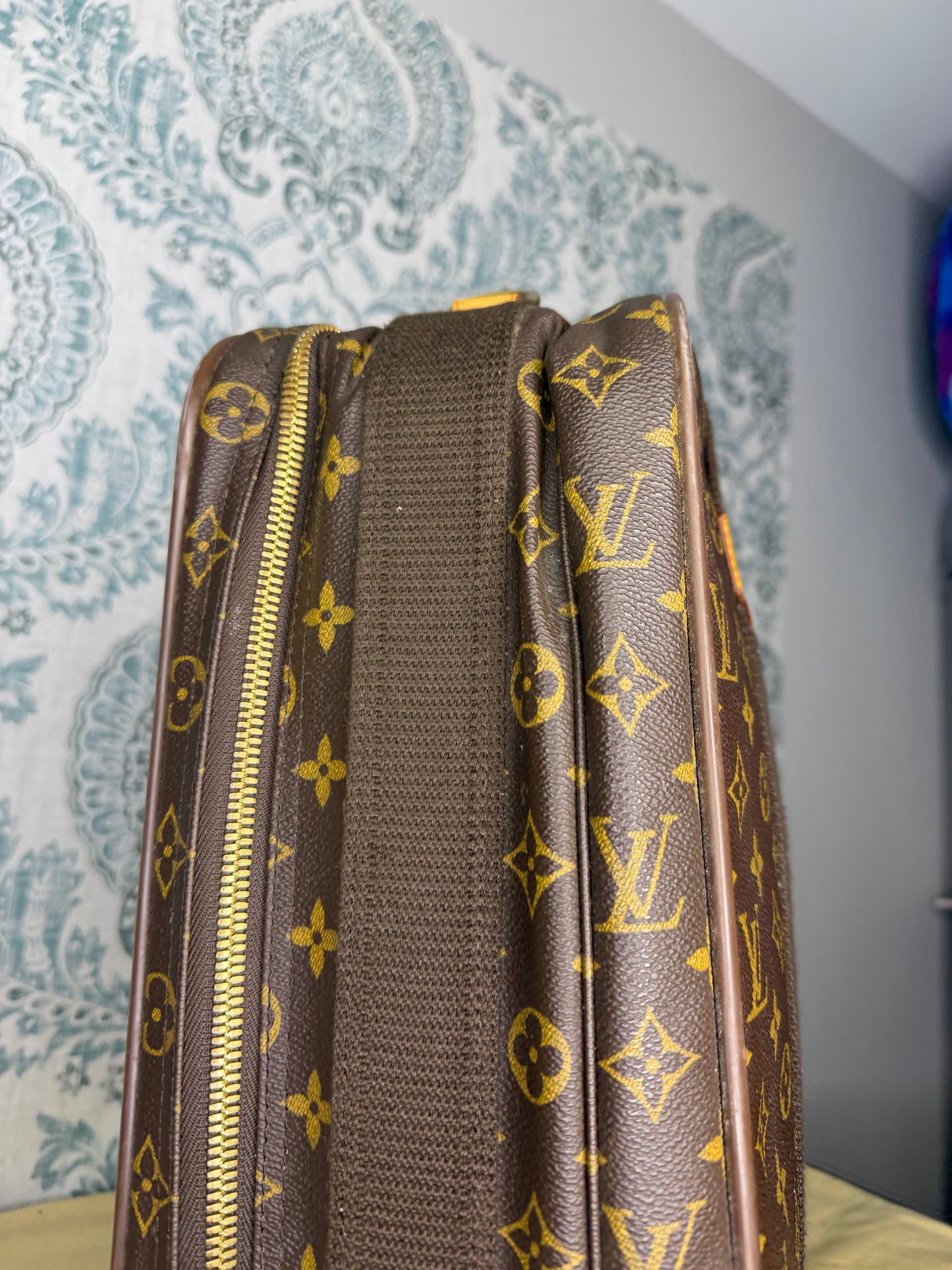 Louis Vuitton Satellite 53 Suit Case