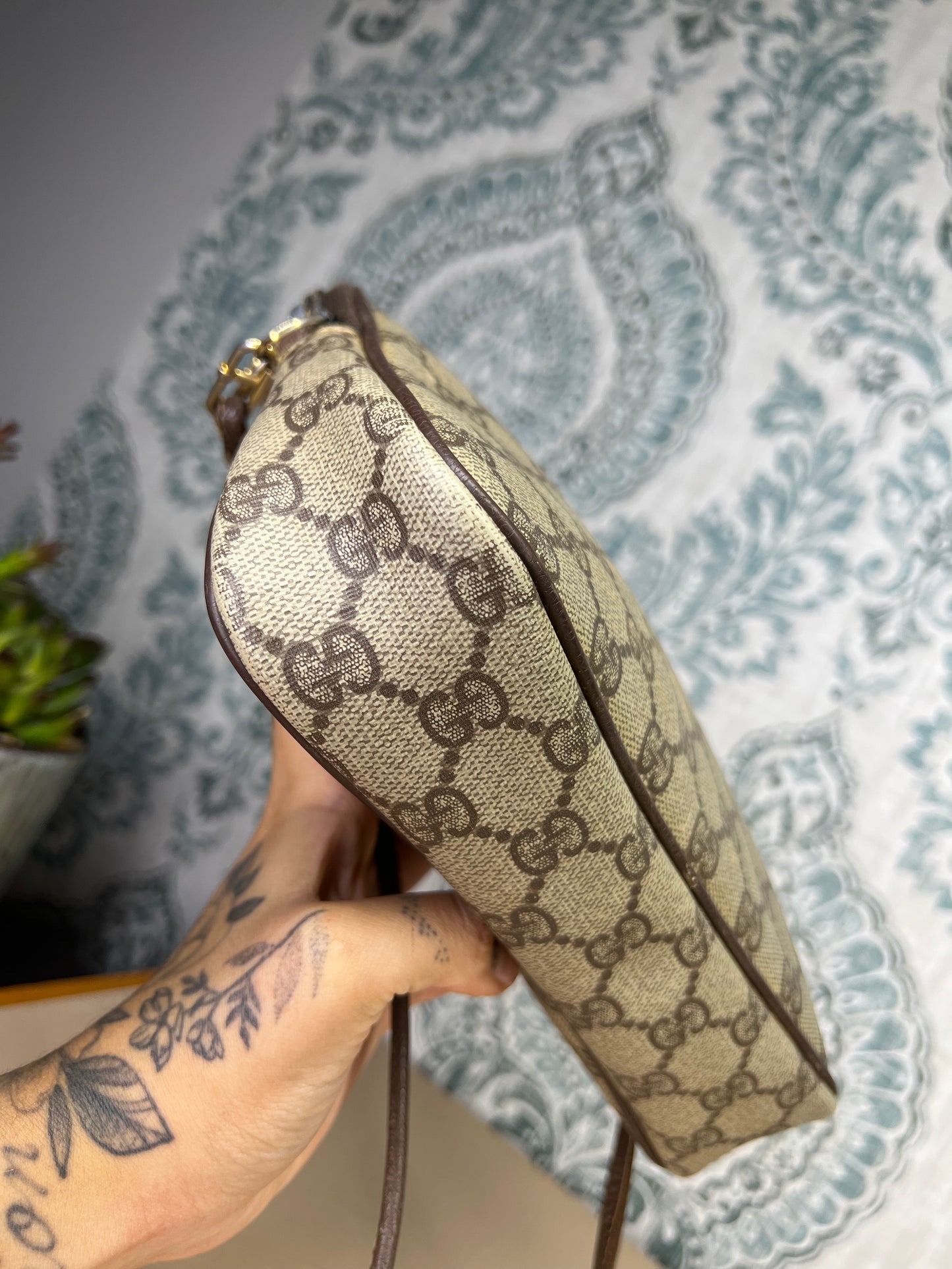 Gucci Supreme Vintage Purse