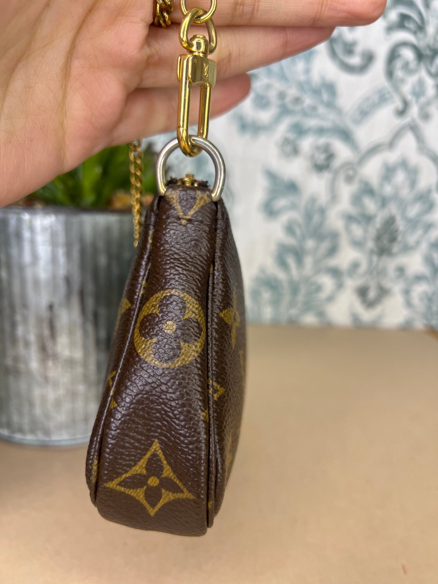 Louis Vuitton Mini Pochette