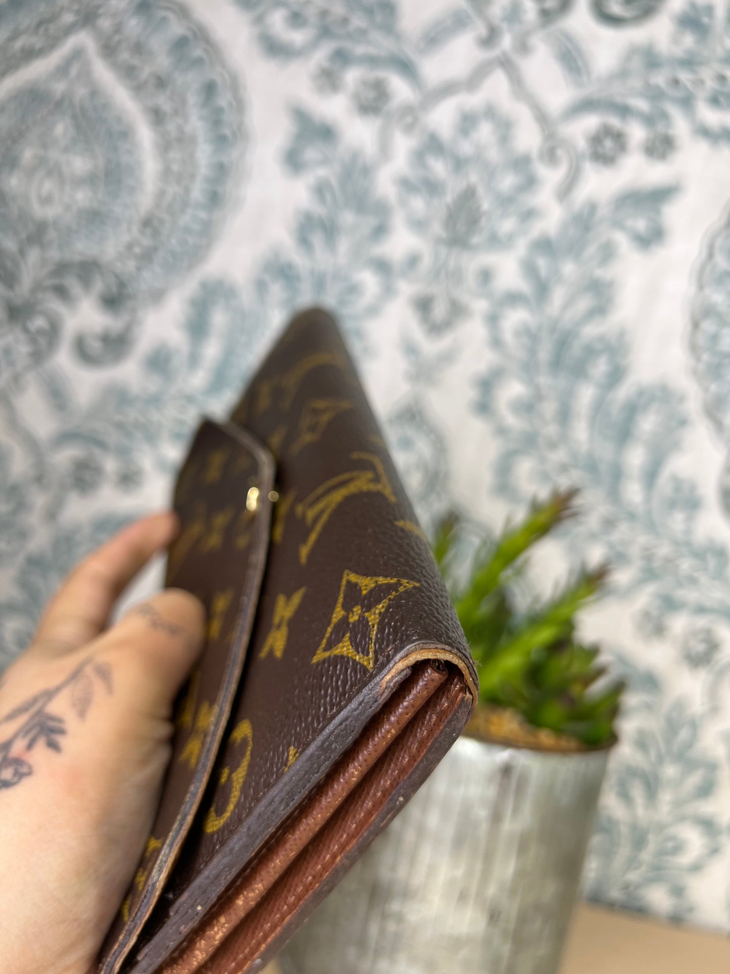 Louis Vuitton Monogram Sarah Wallet NM