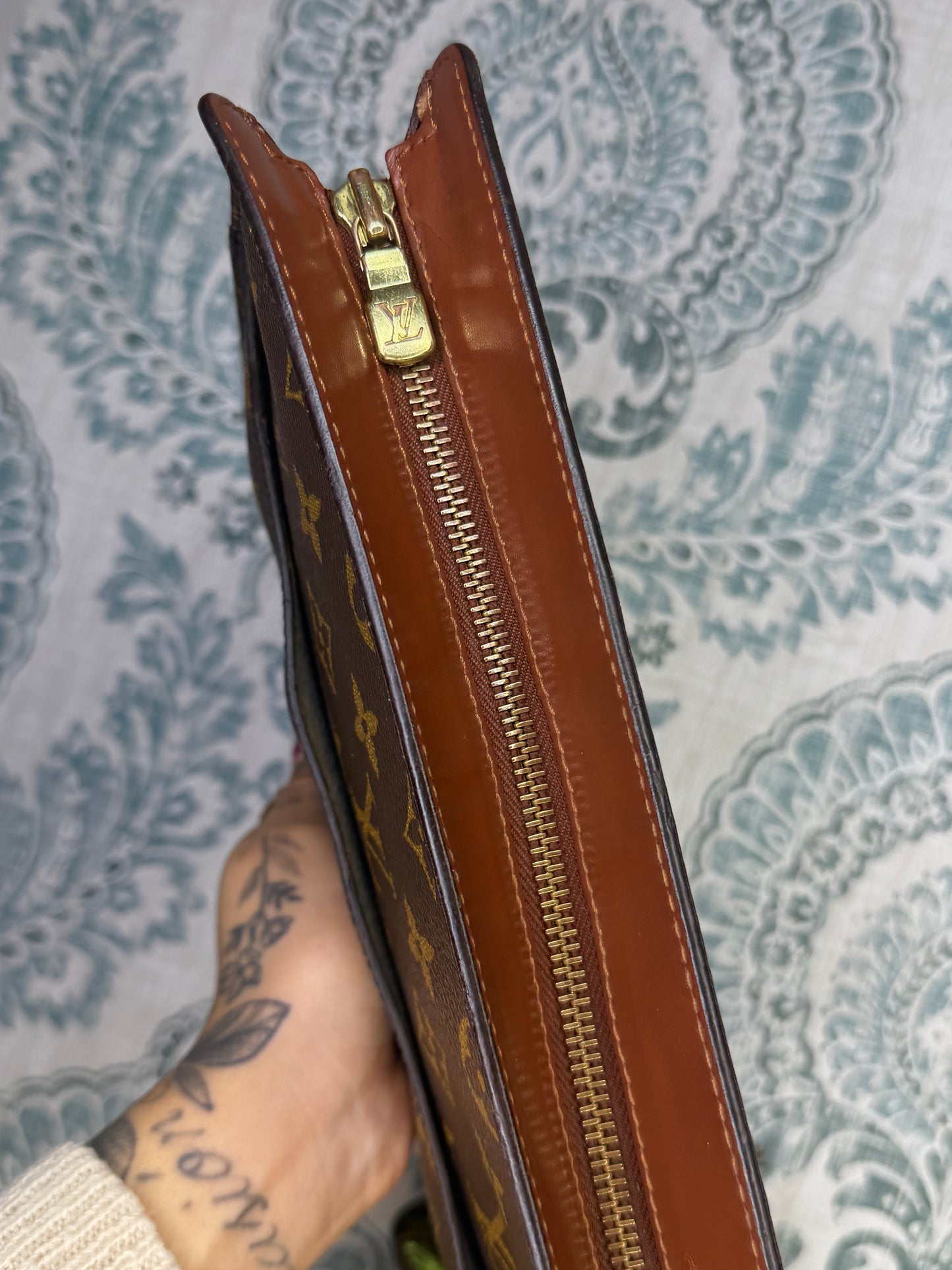 Louis Vuitton Pochette Homme Clutch