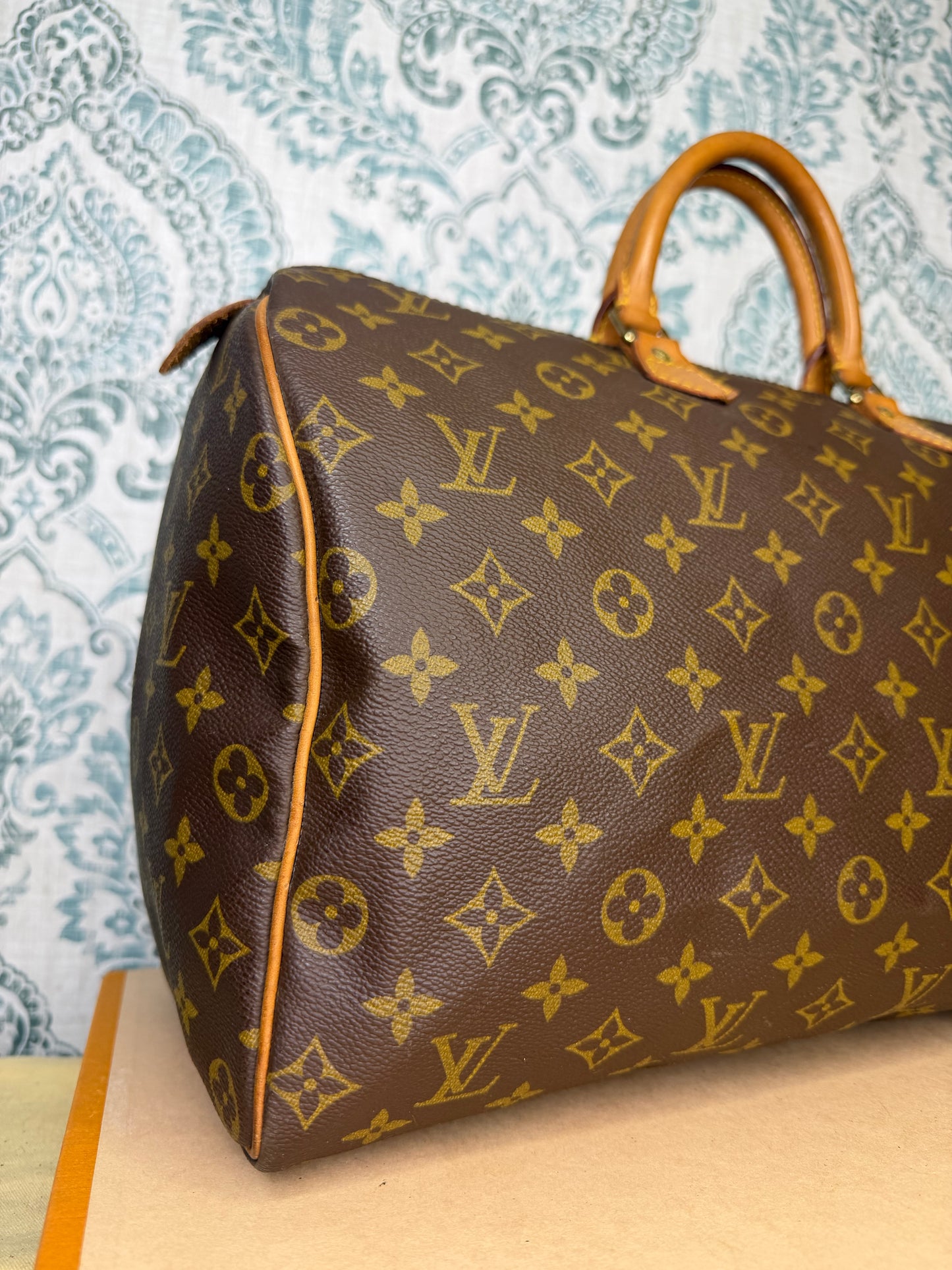 Louis Vuitton Speedy 40
