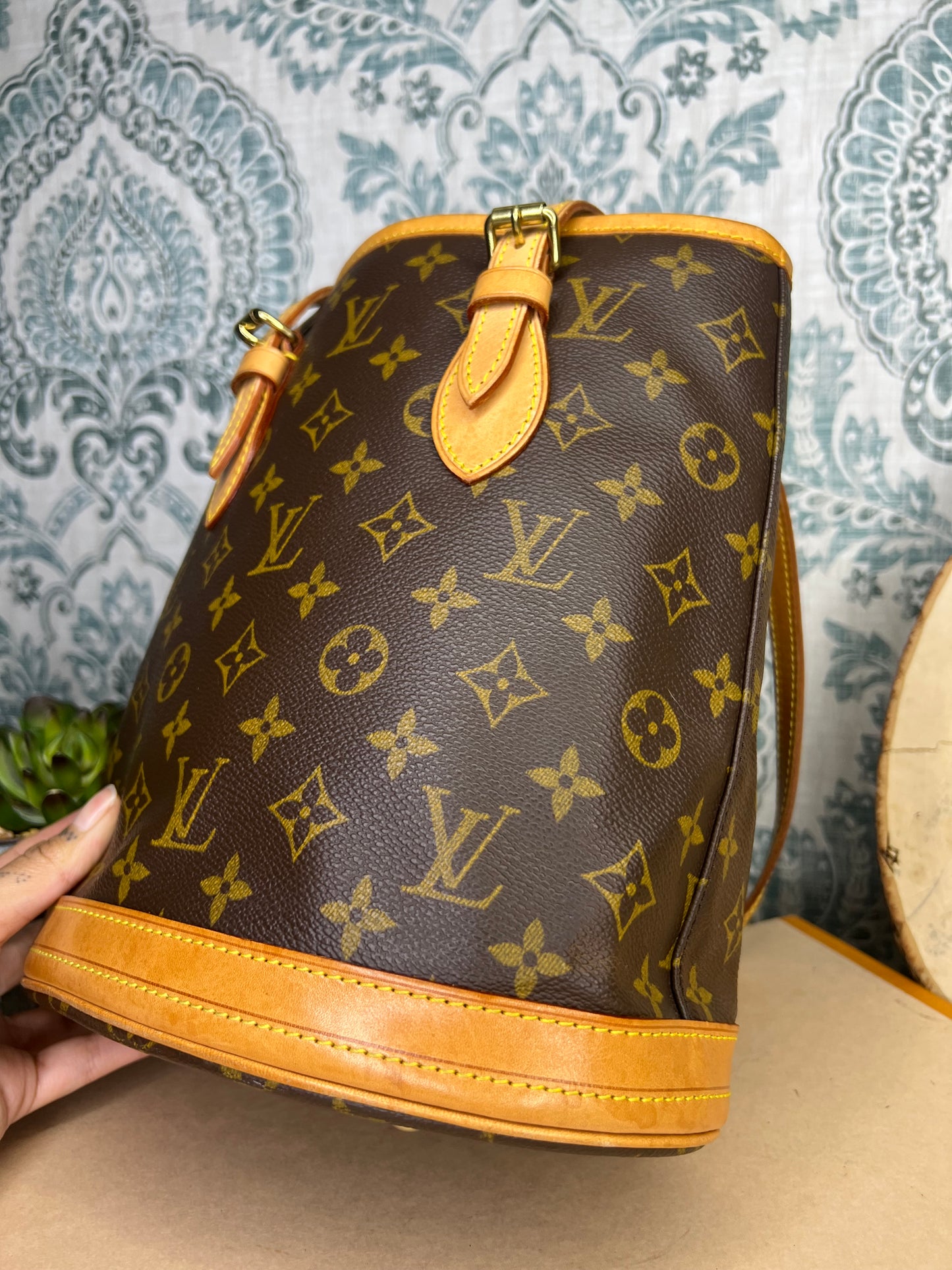 Louis Vuitton Bucket PM